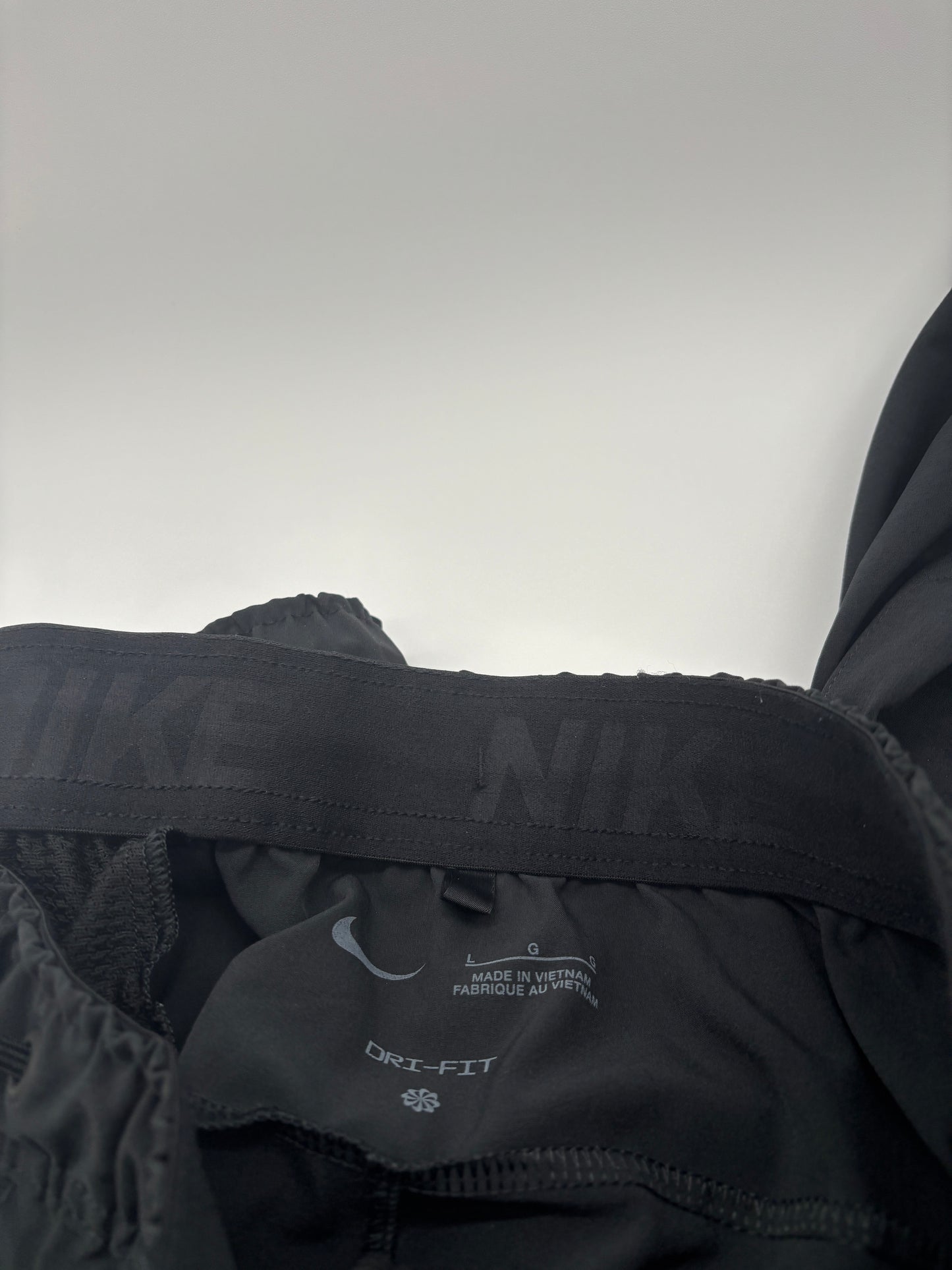 NIKE TRACKSUIT