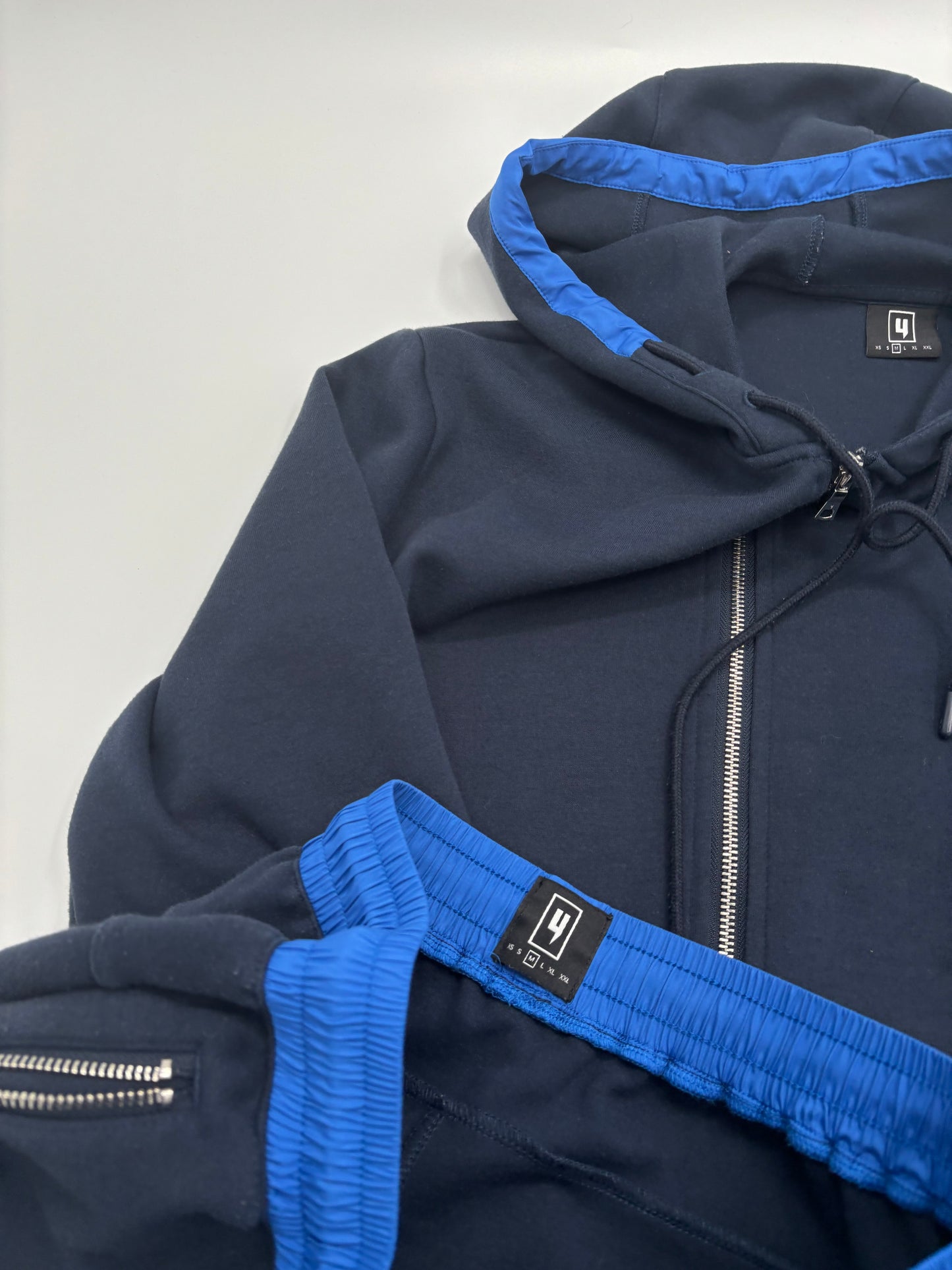 YELIR WORLD TRACKSUIT