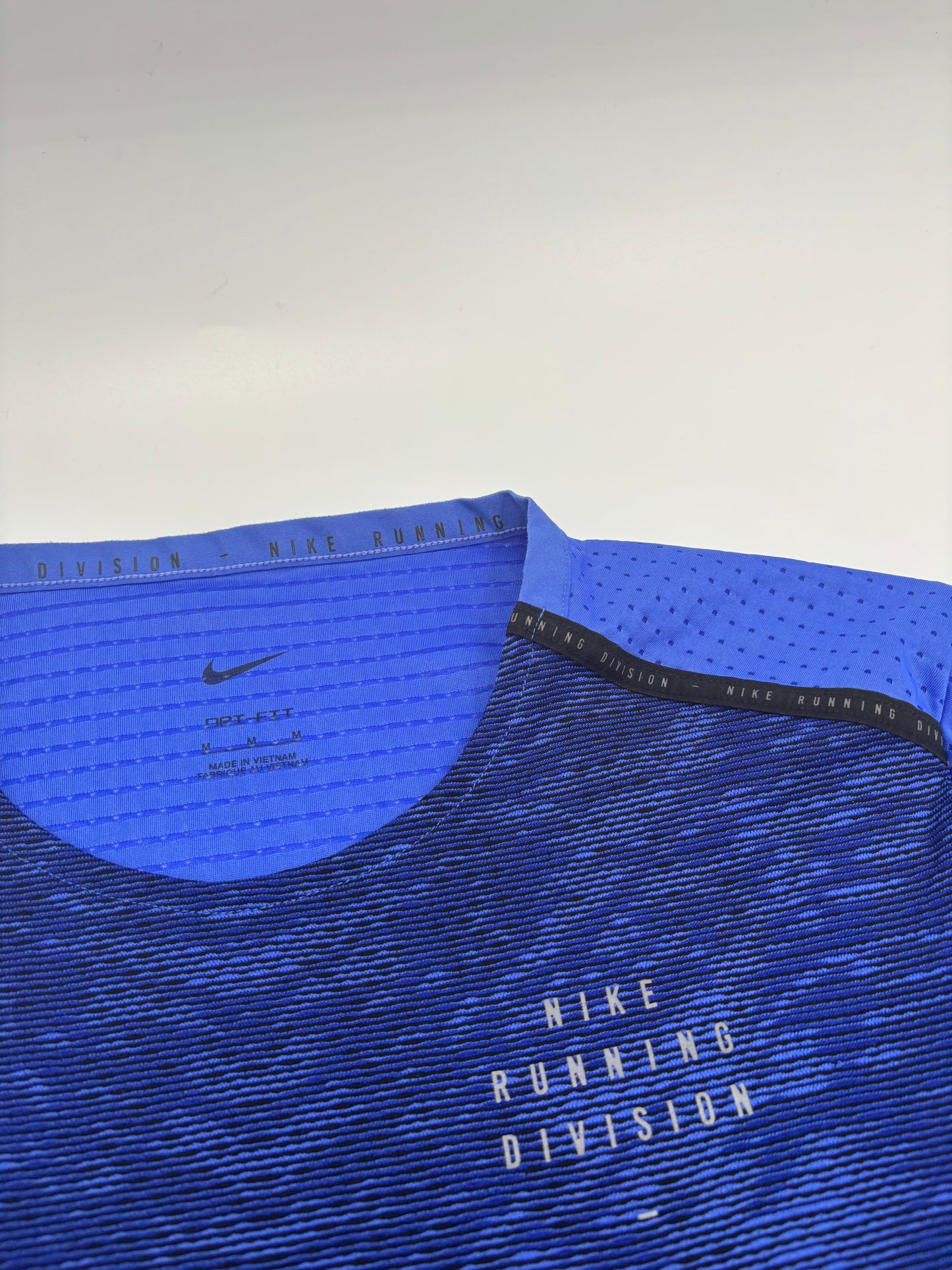 NIKE RUNNING DIVISION T-SHIRT