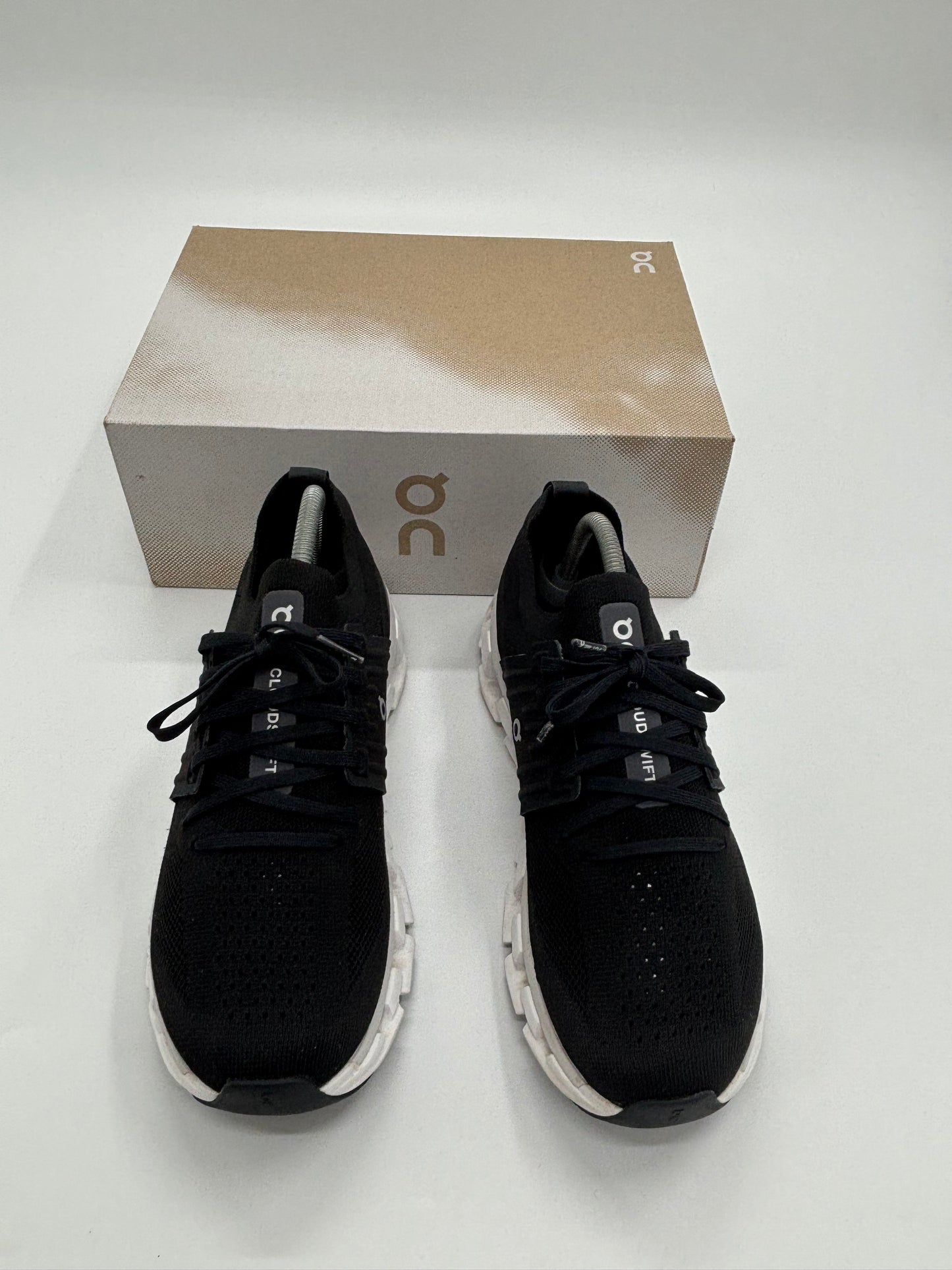 ON RUNNING CLOUDSWIFTS TRAINERS