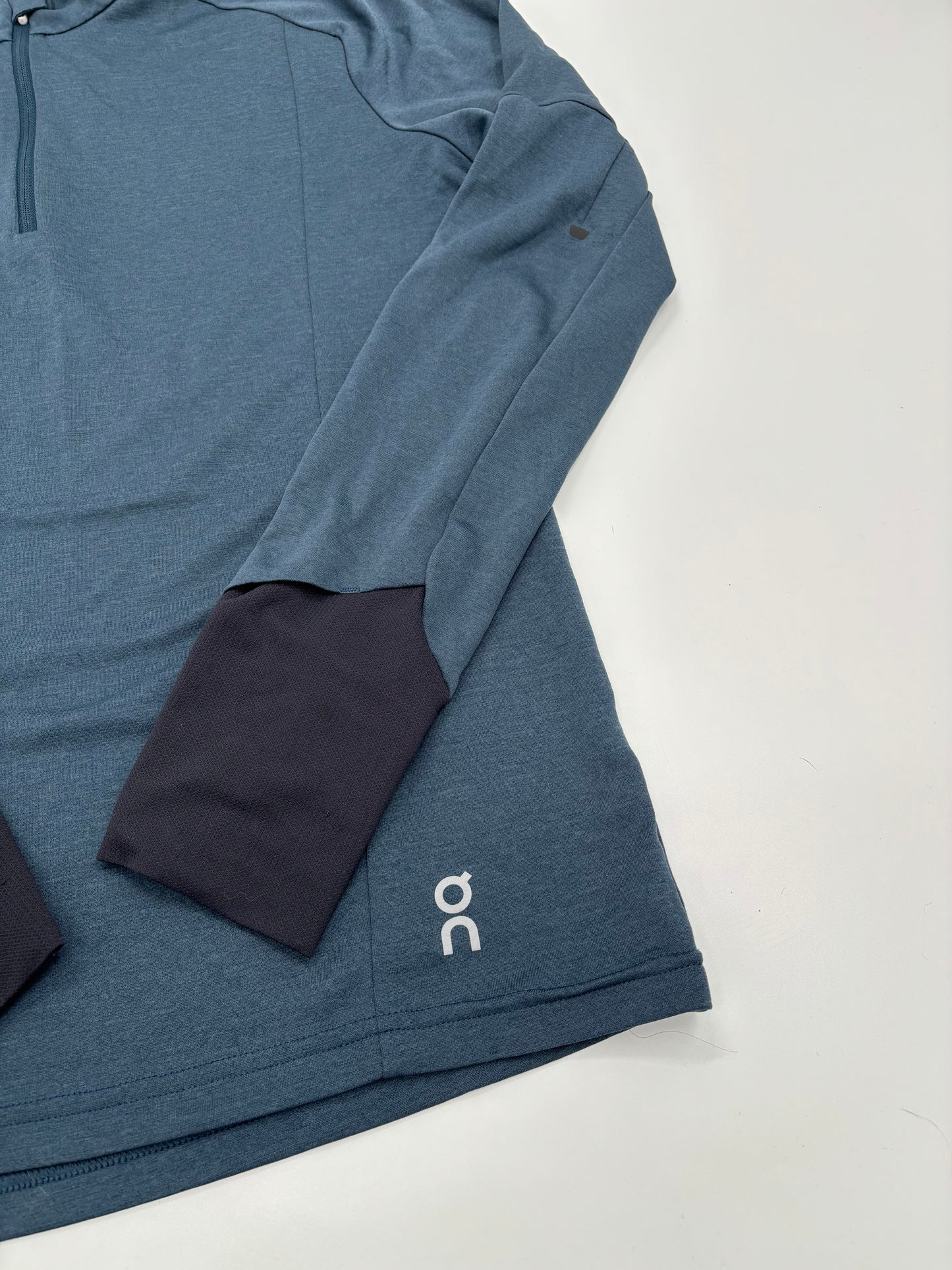ON RUNNING HALF ZIP