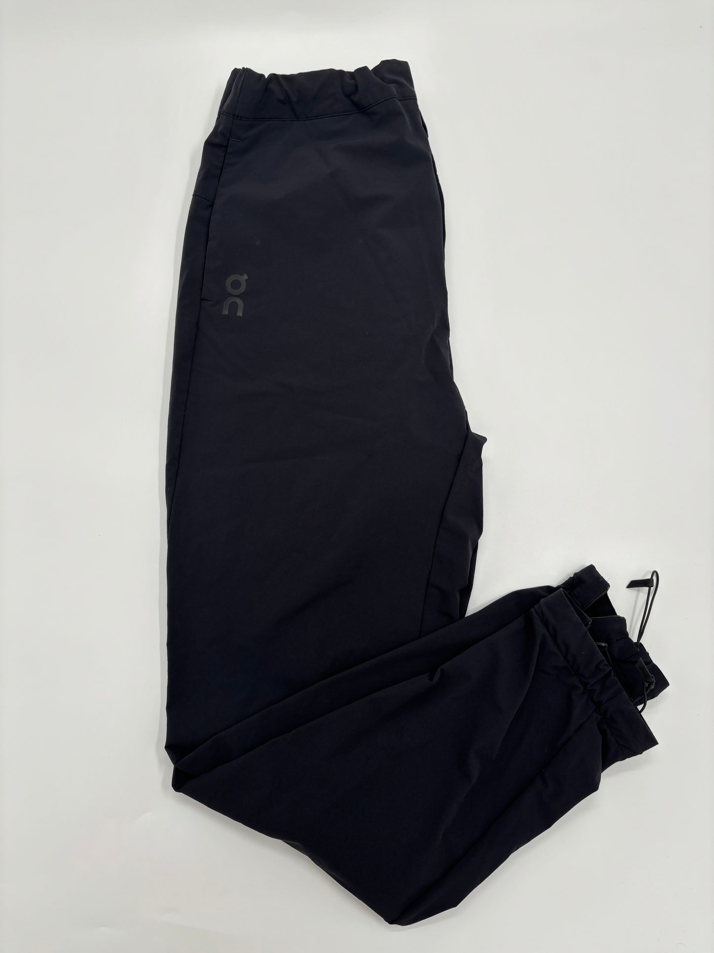 ON RUNNING PANTS