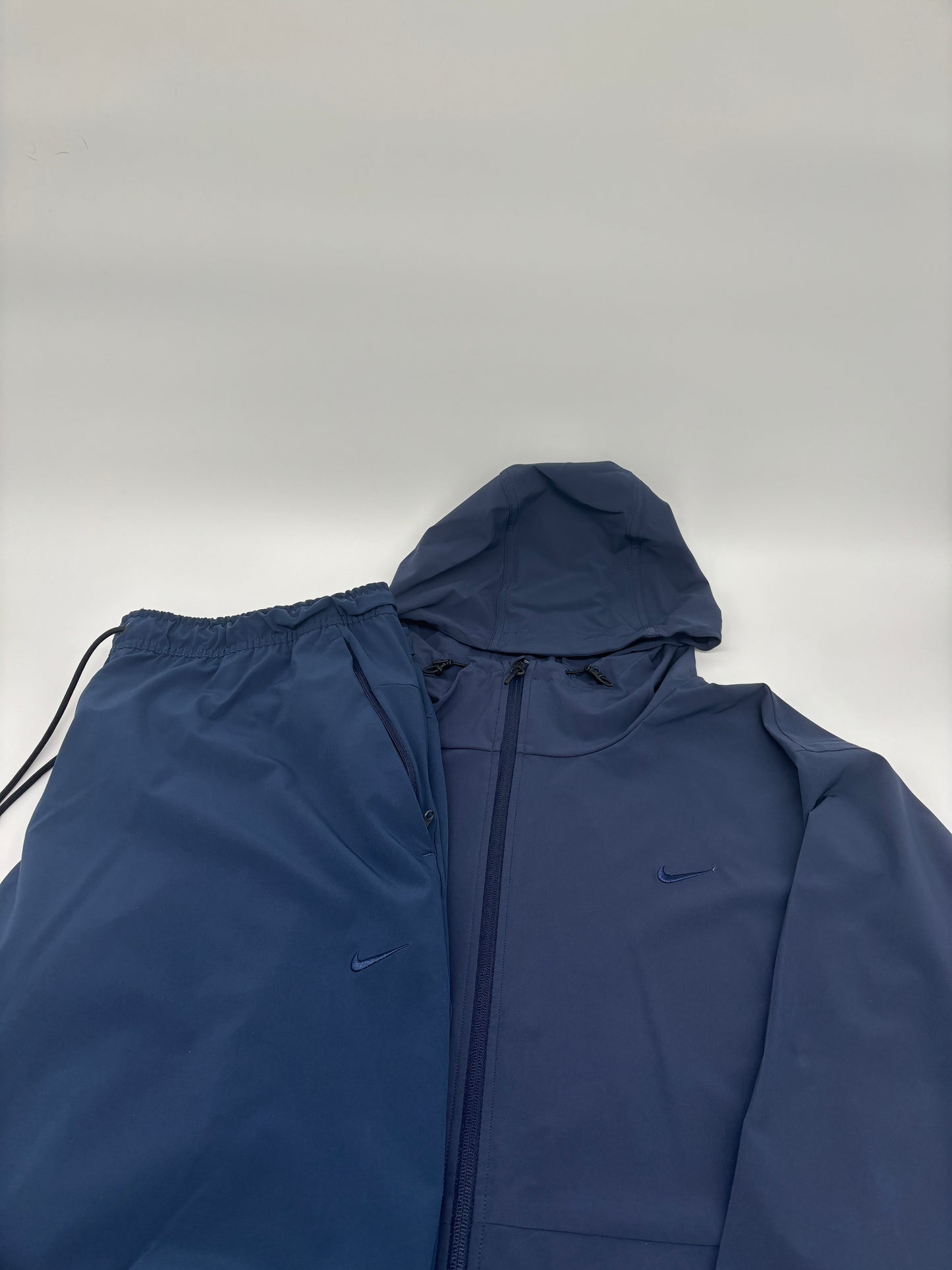 NIKE TRACKSUIT