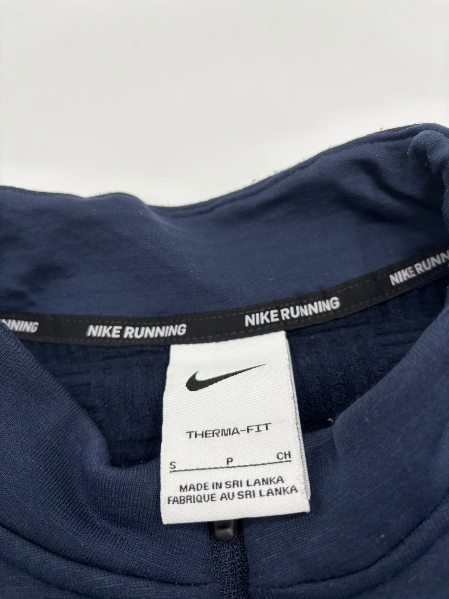 NIKE THERMA HALF ZIP