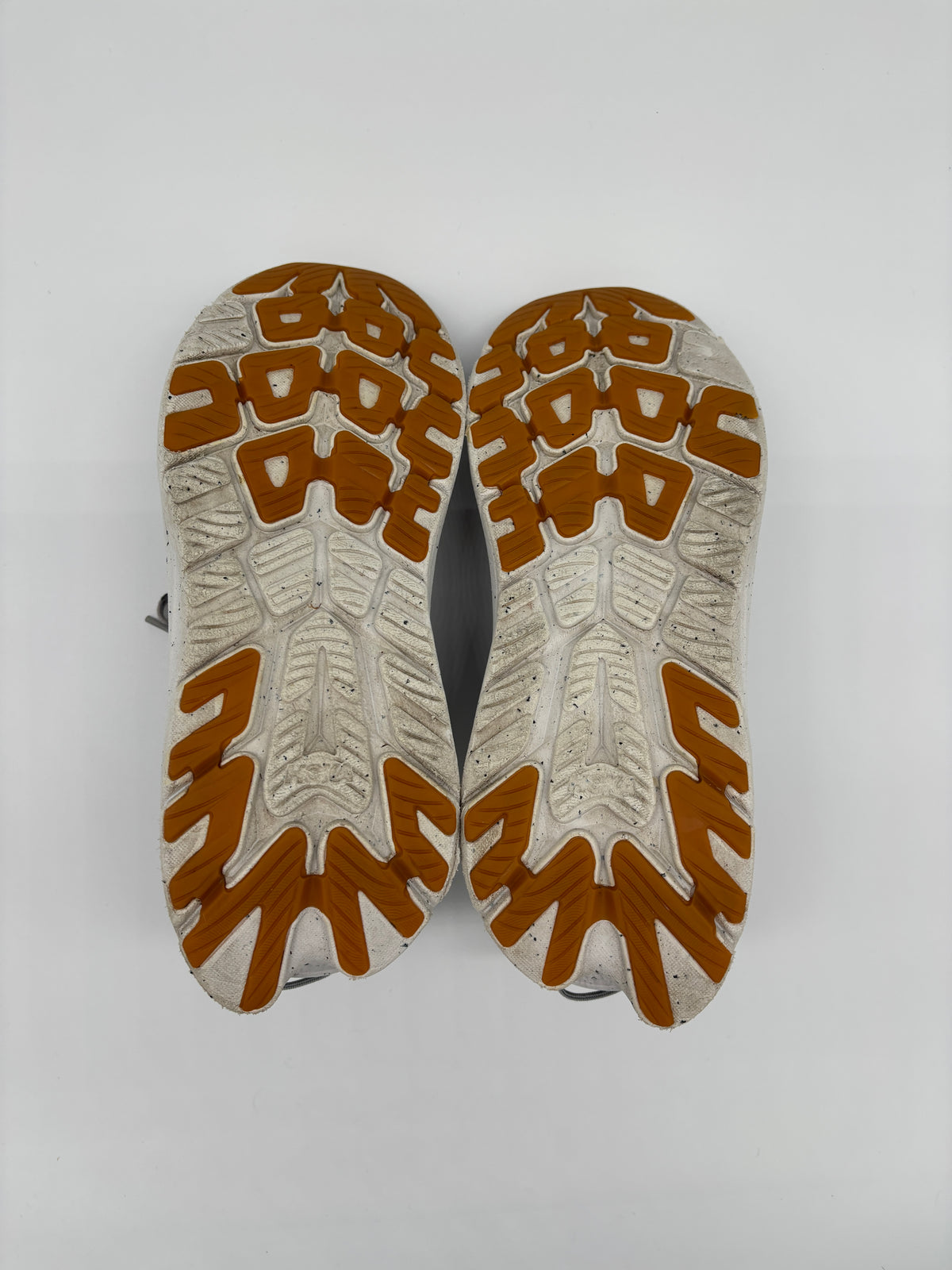 HOKA TRAINERS