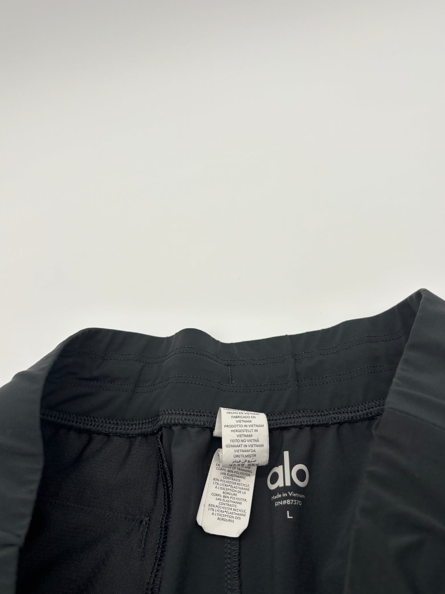 ALO SHORTS
