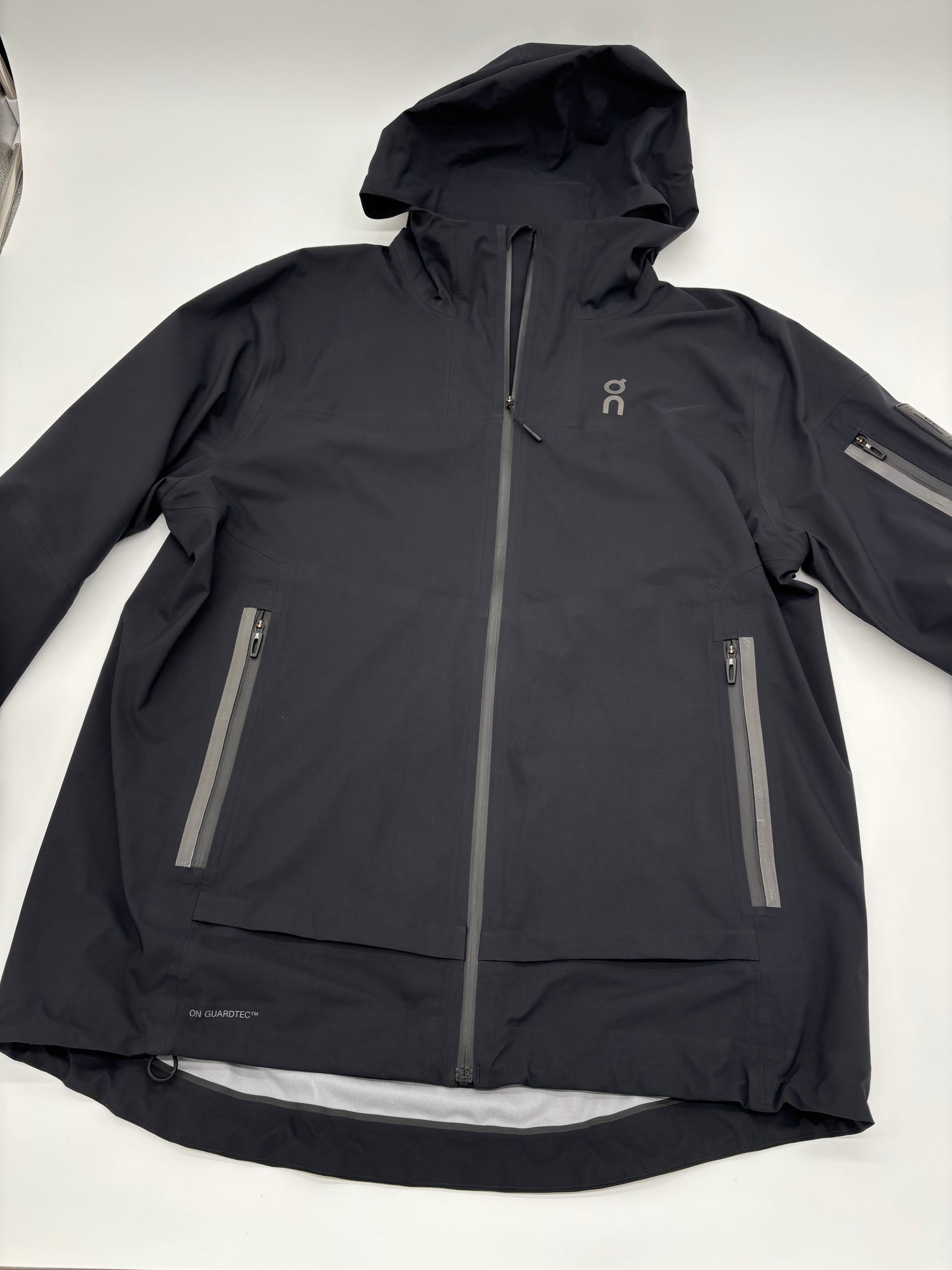 ON RUNNING WATERPROOF JACKET