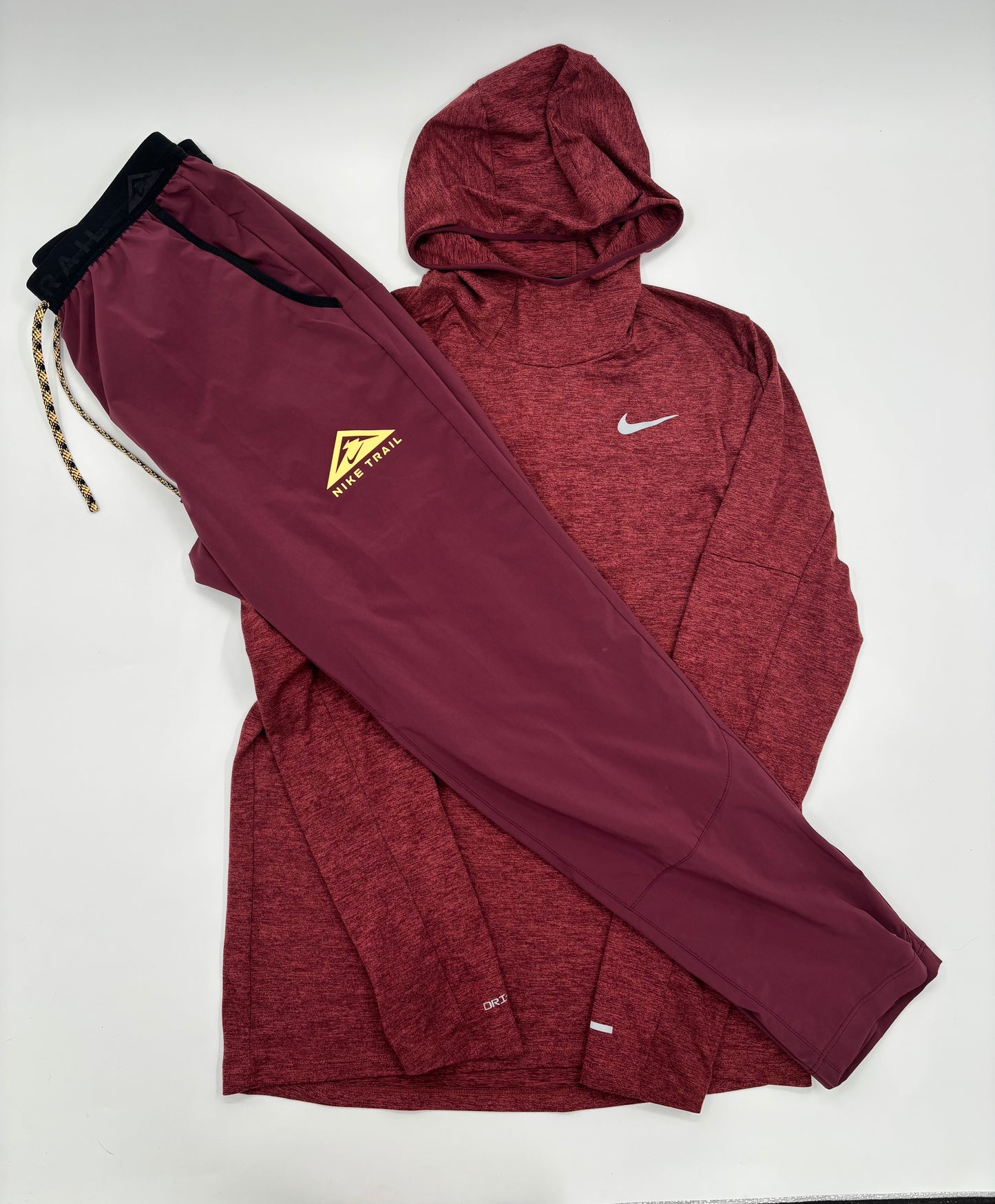 NIKE TRAIL SET