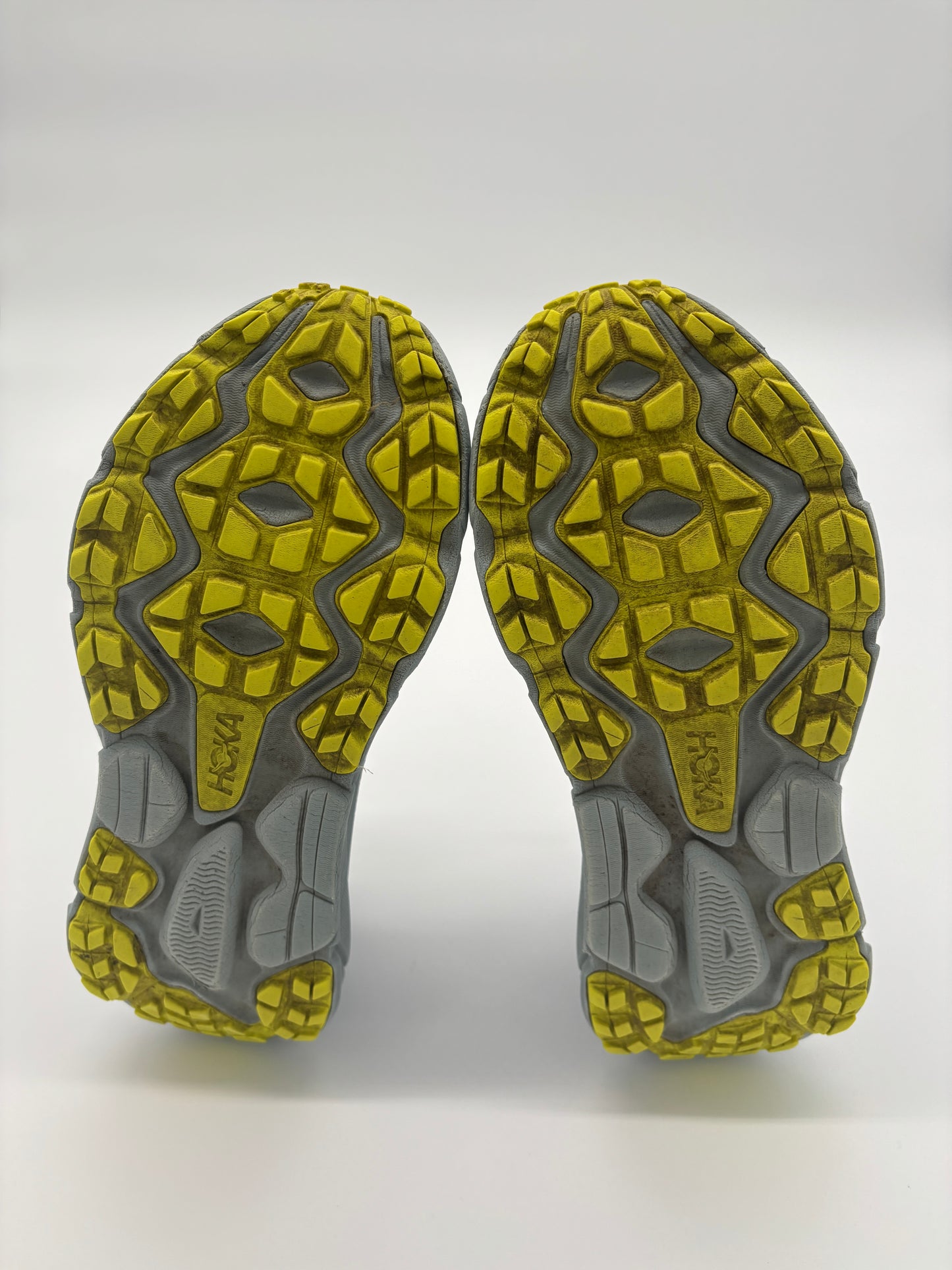 HOKA TRAINERS