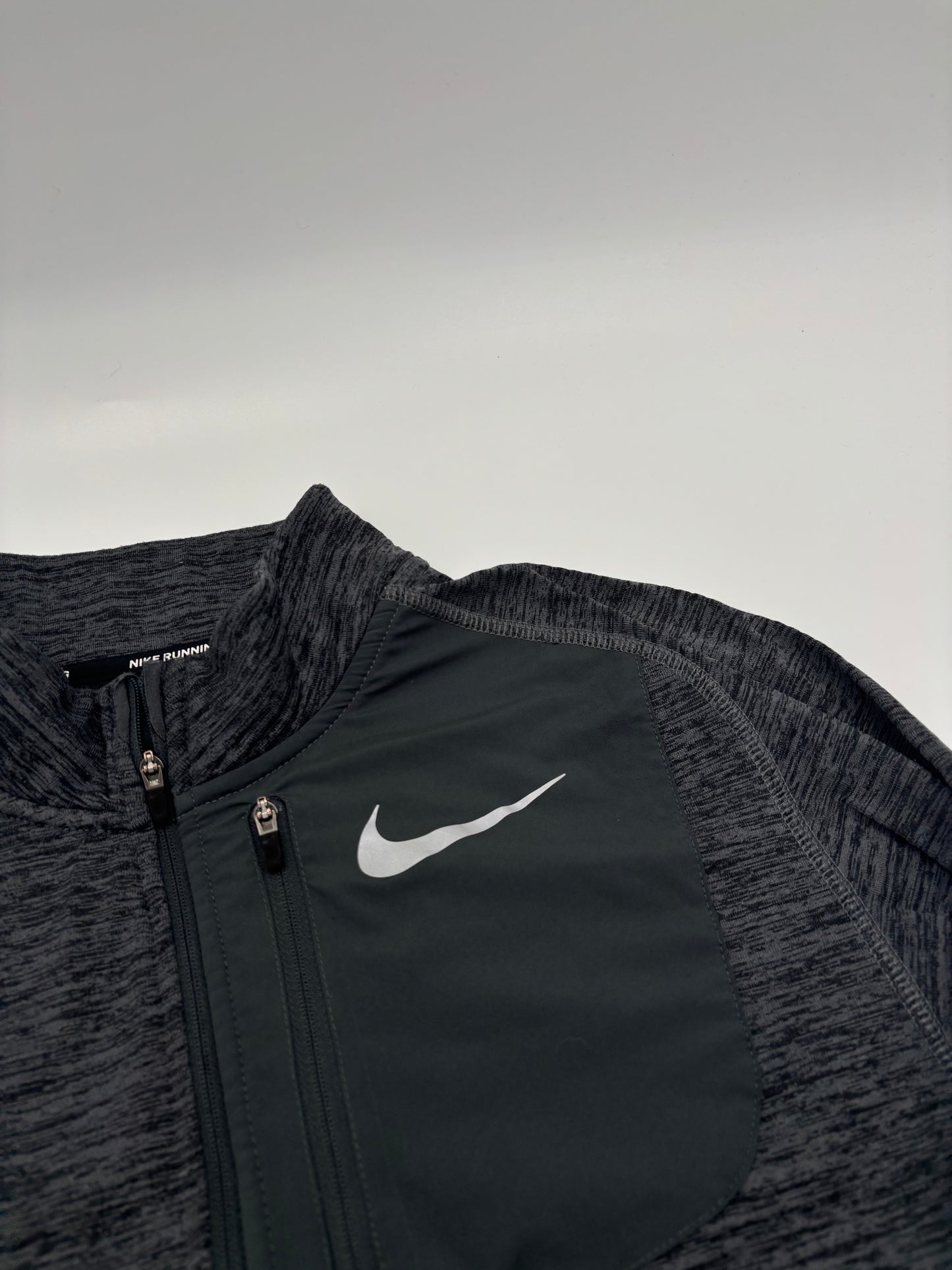 NIKE HALF ZIP