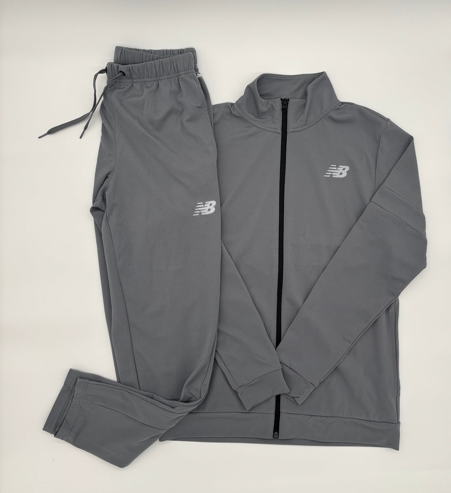 NEW BALANCE TRACKSUIT