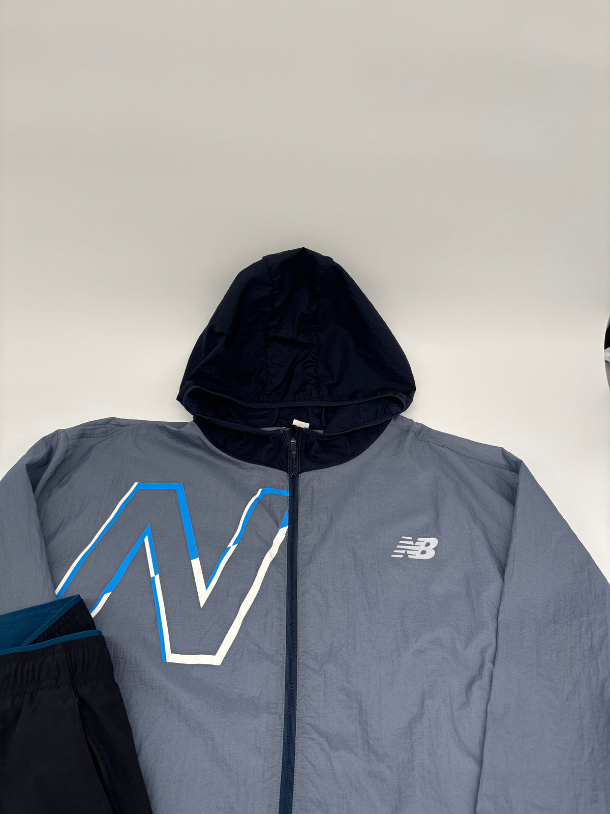 NEW BALANCE SET