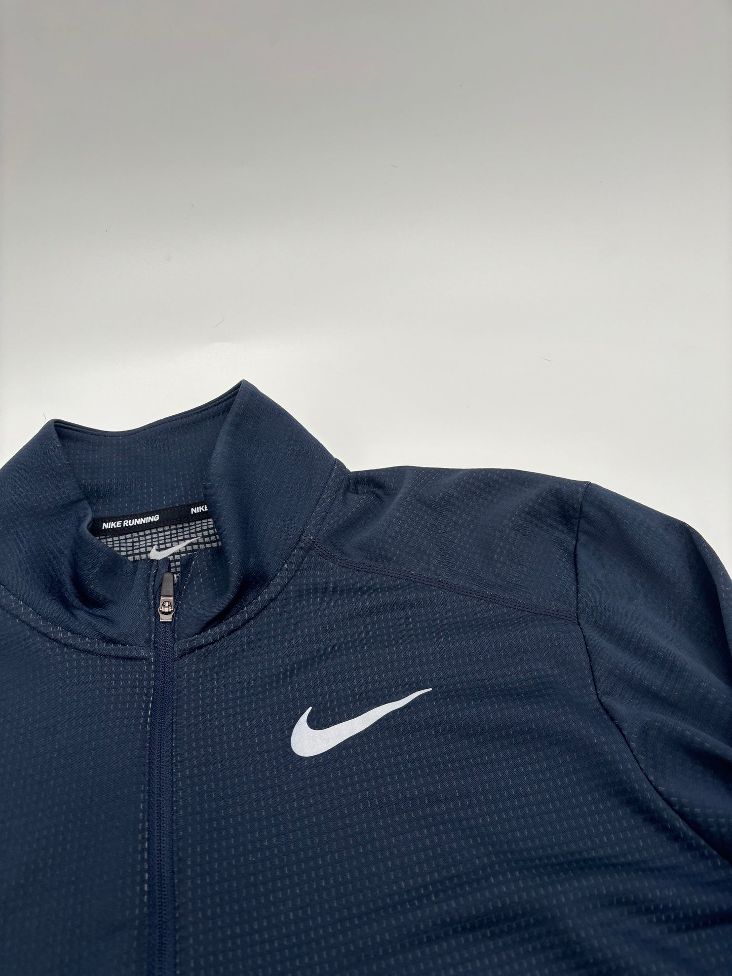 NIKE HALF ZIP