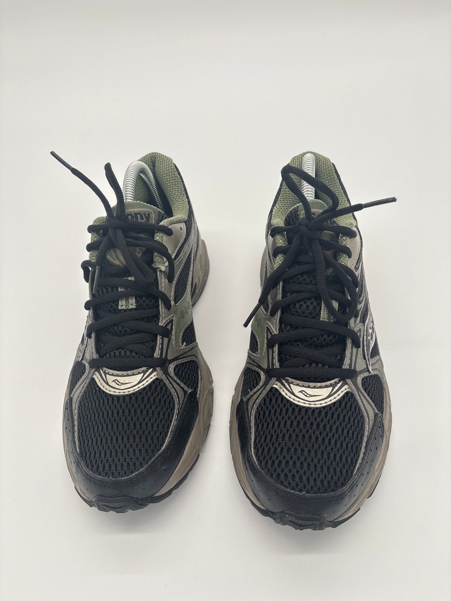SAUCONY TRAINERS