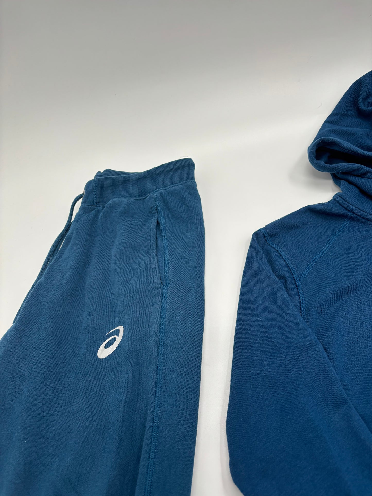 ASICS TRACKSUIT
