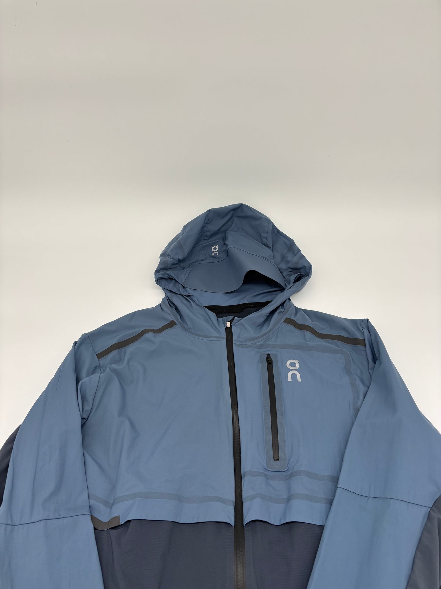 ON RUNNING JACKET