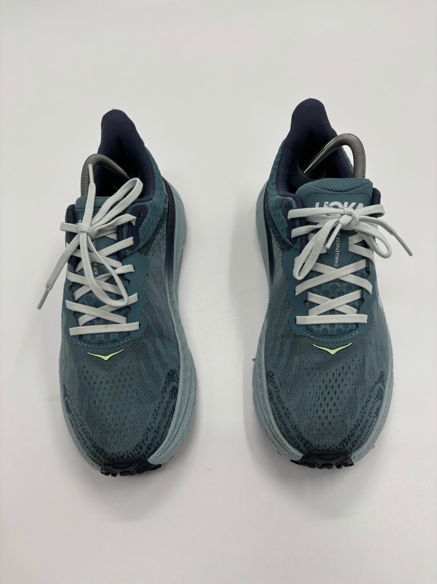 HOKA TRAINERS