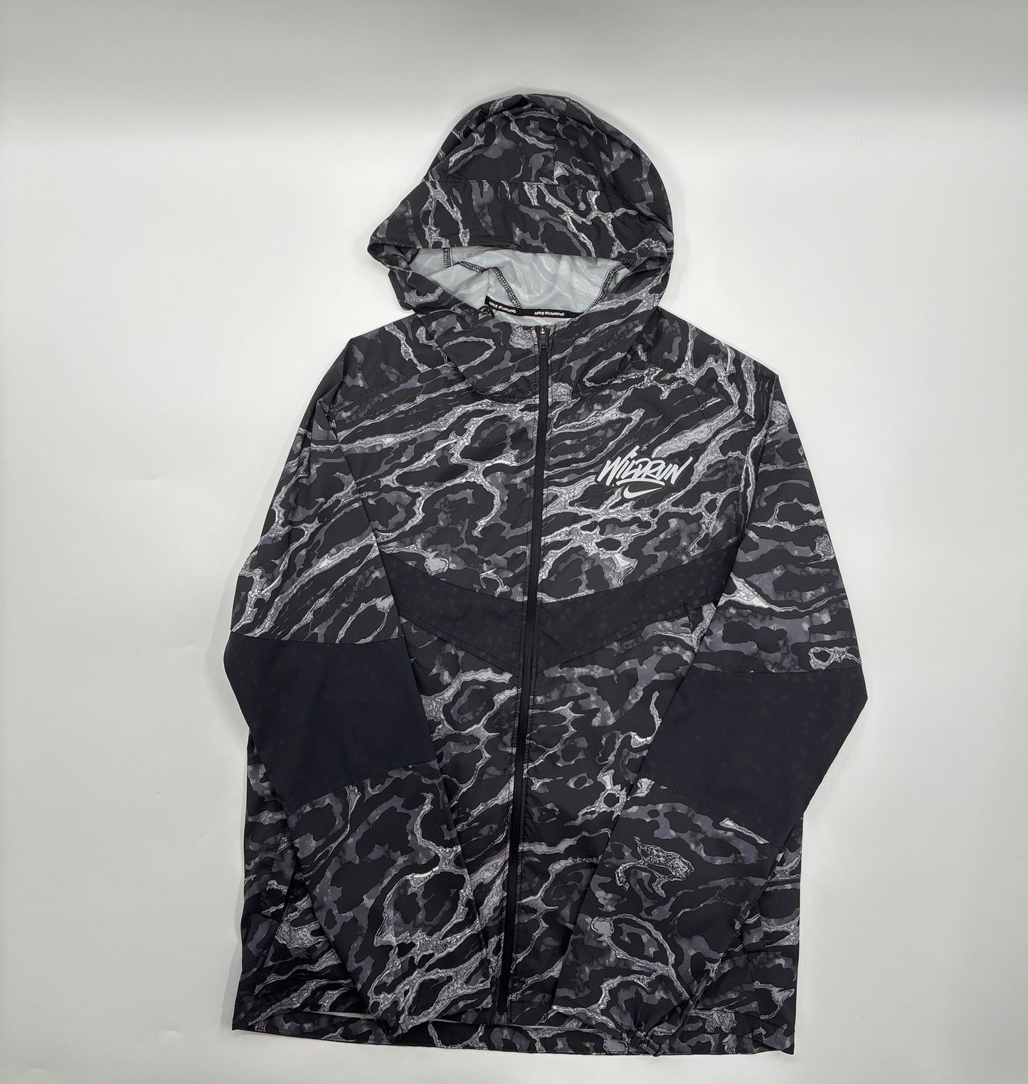 NIKE WILDRUN JACKET