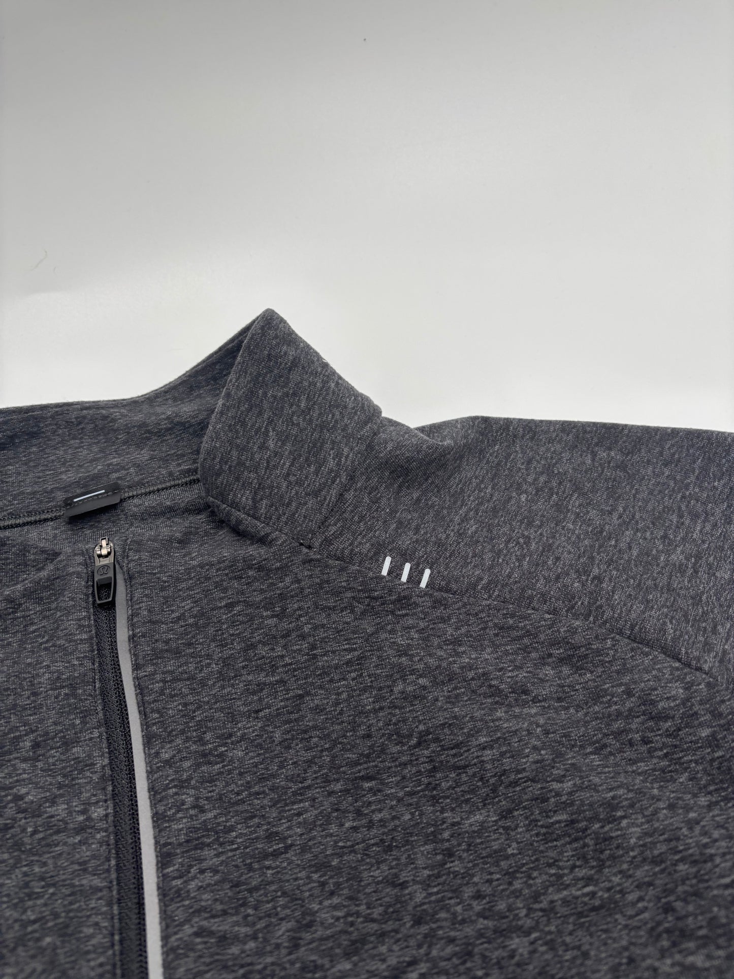 LULULEMON HALF ZIP