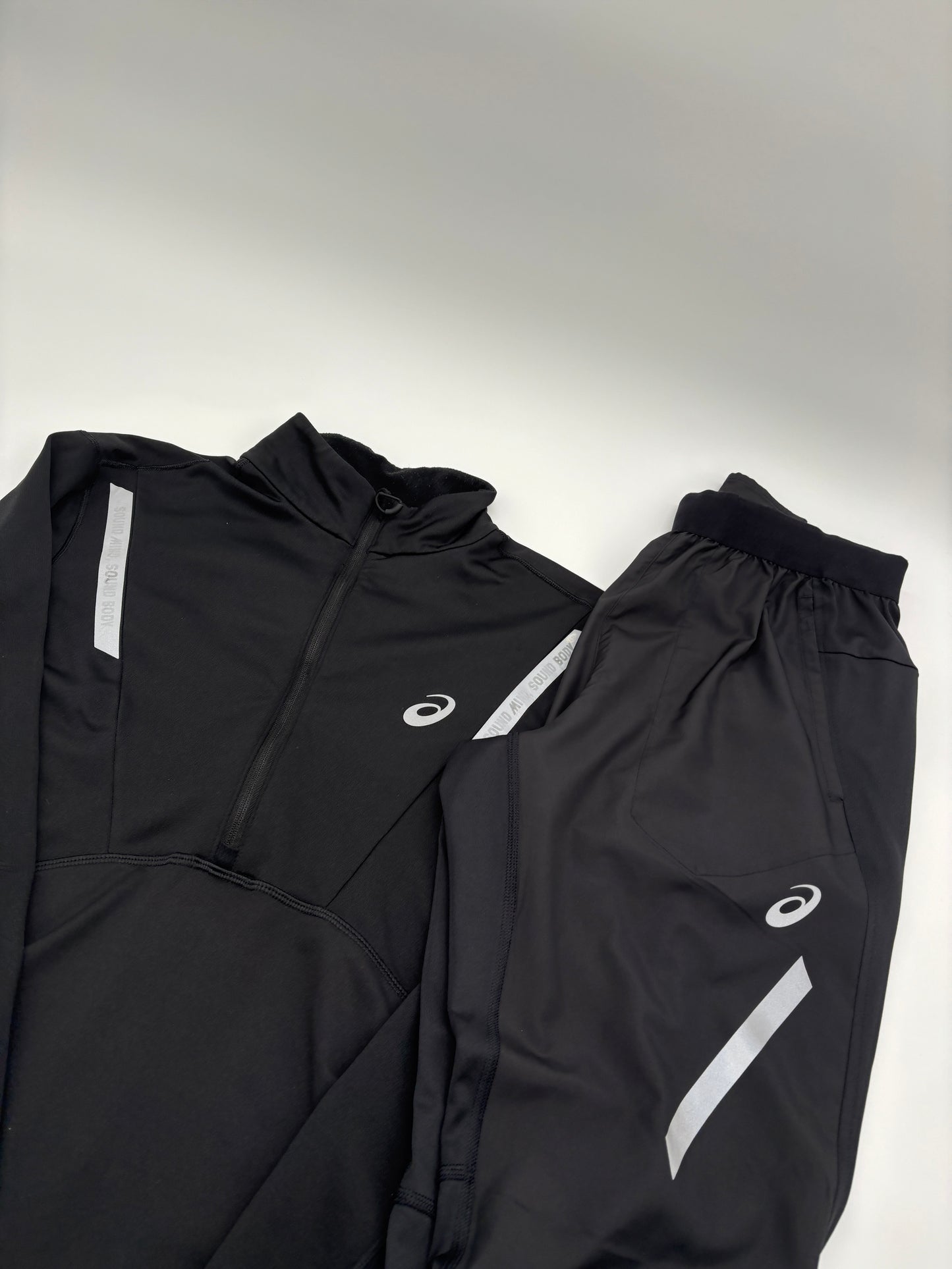 ASICS SET