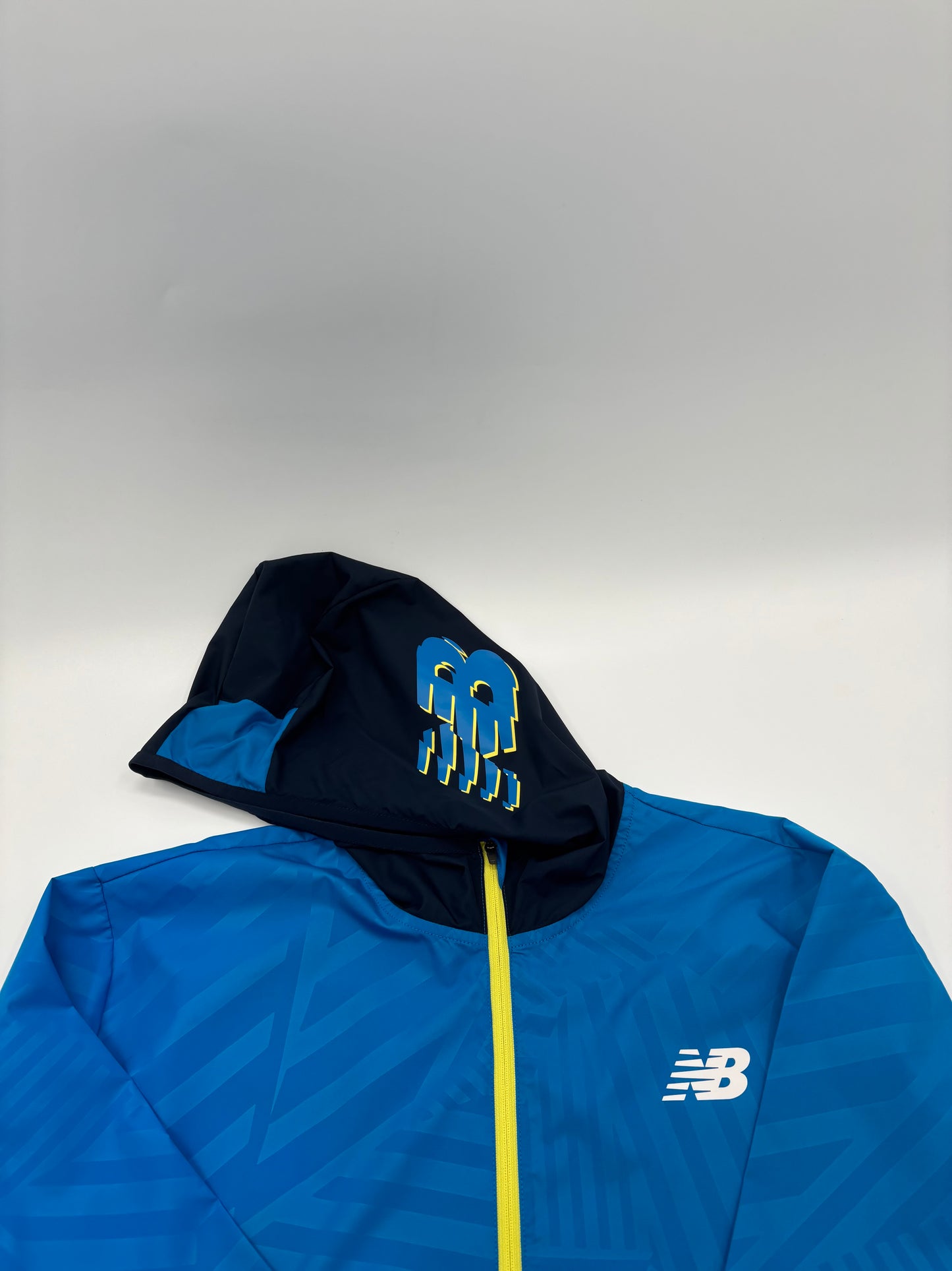 NEW BALANCE JACKET