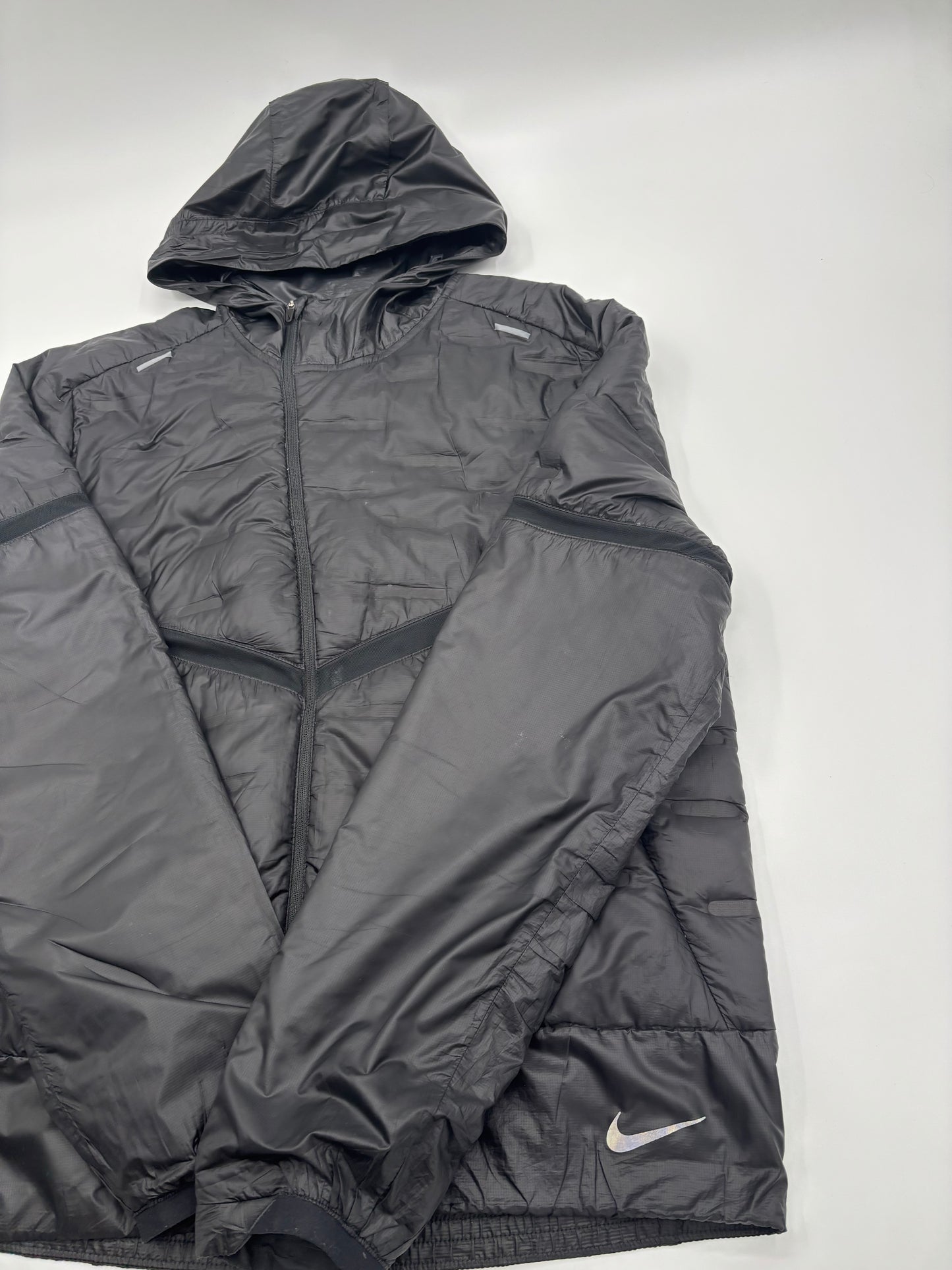 NIKE AEROLOFT JACKET