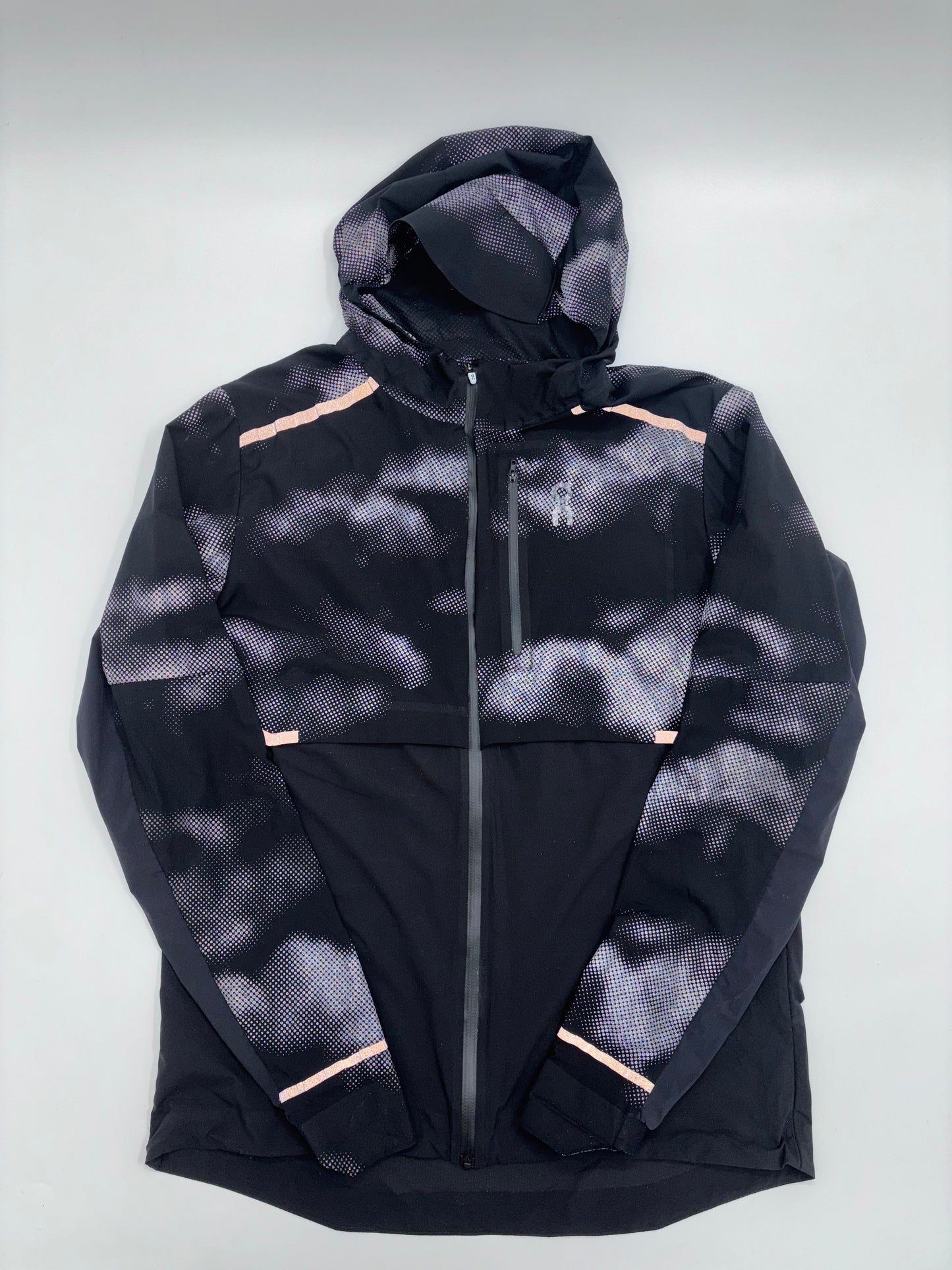 ON RUNNING JACKET