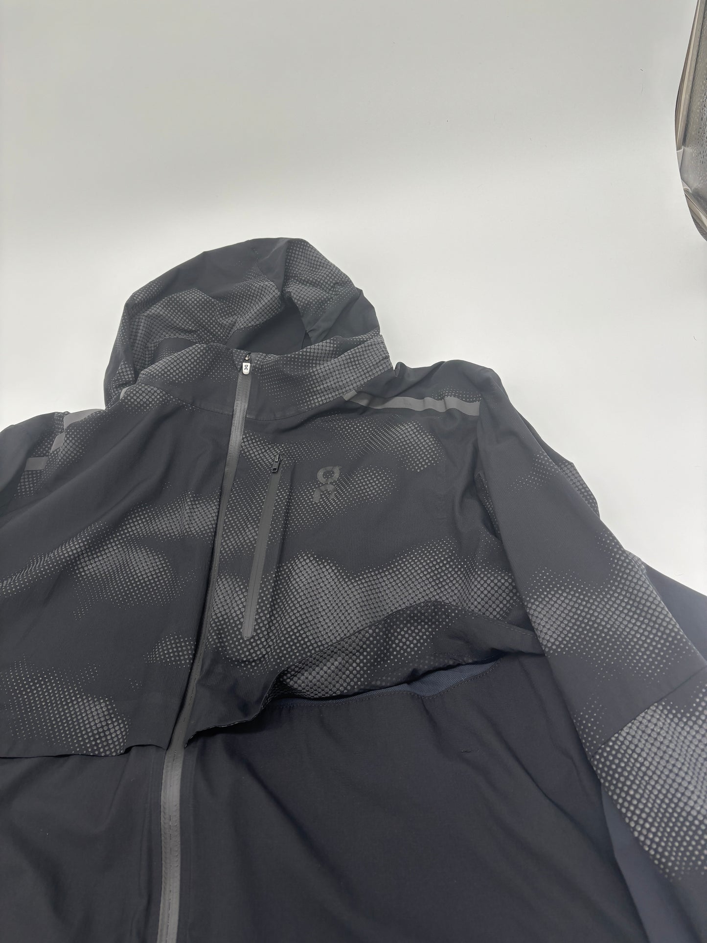 ON RUNNING WEATHER JACKET