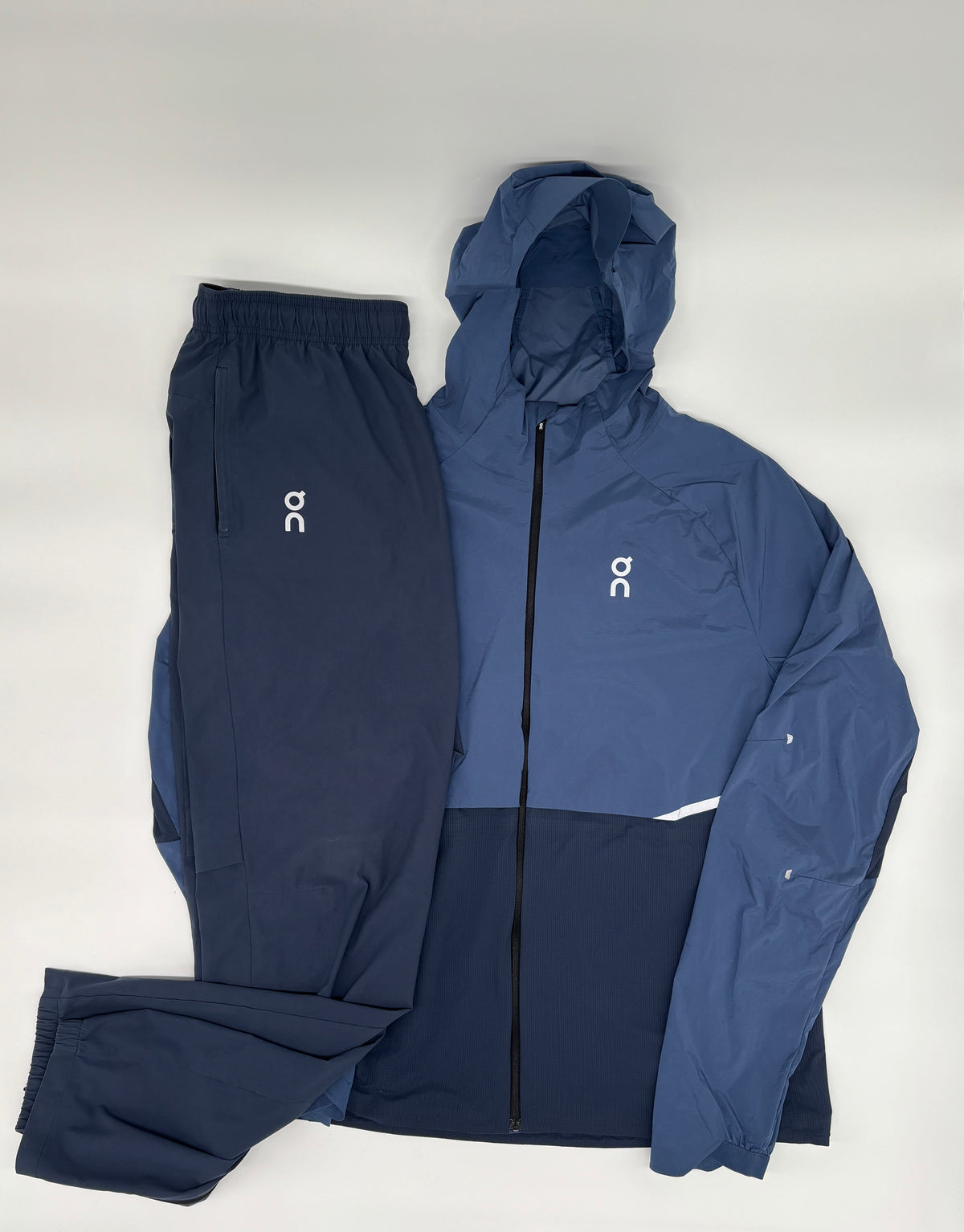 ON RUNNING TRACKSUIT