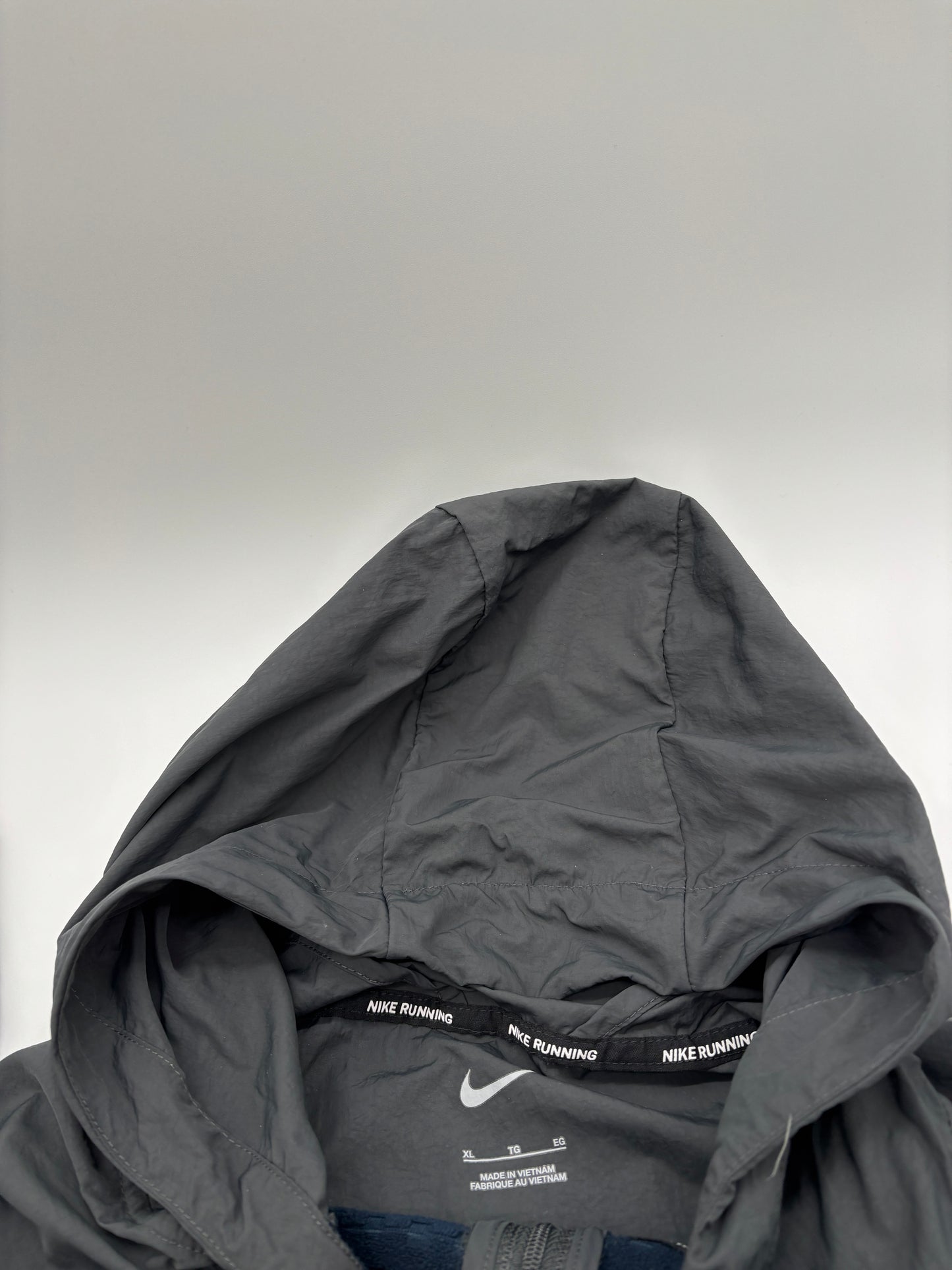 NIKE TRACKSUIT