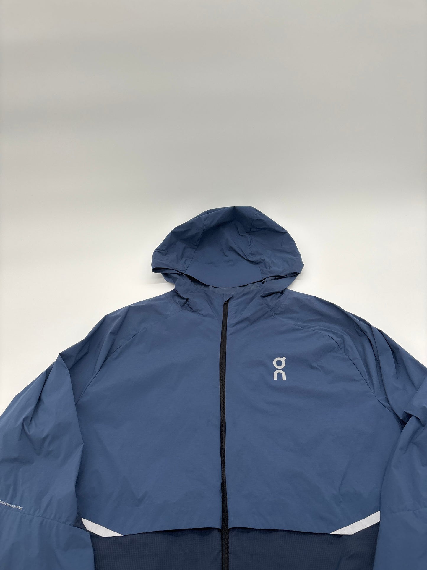 ON RUNNING JACKET