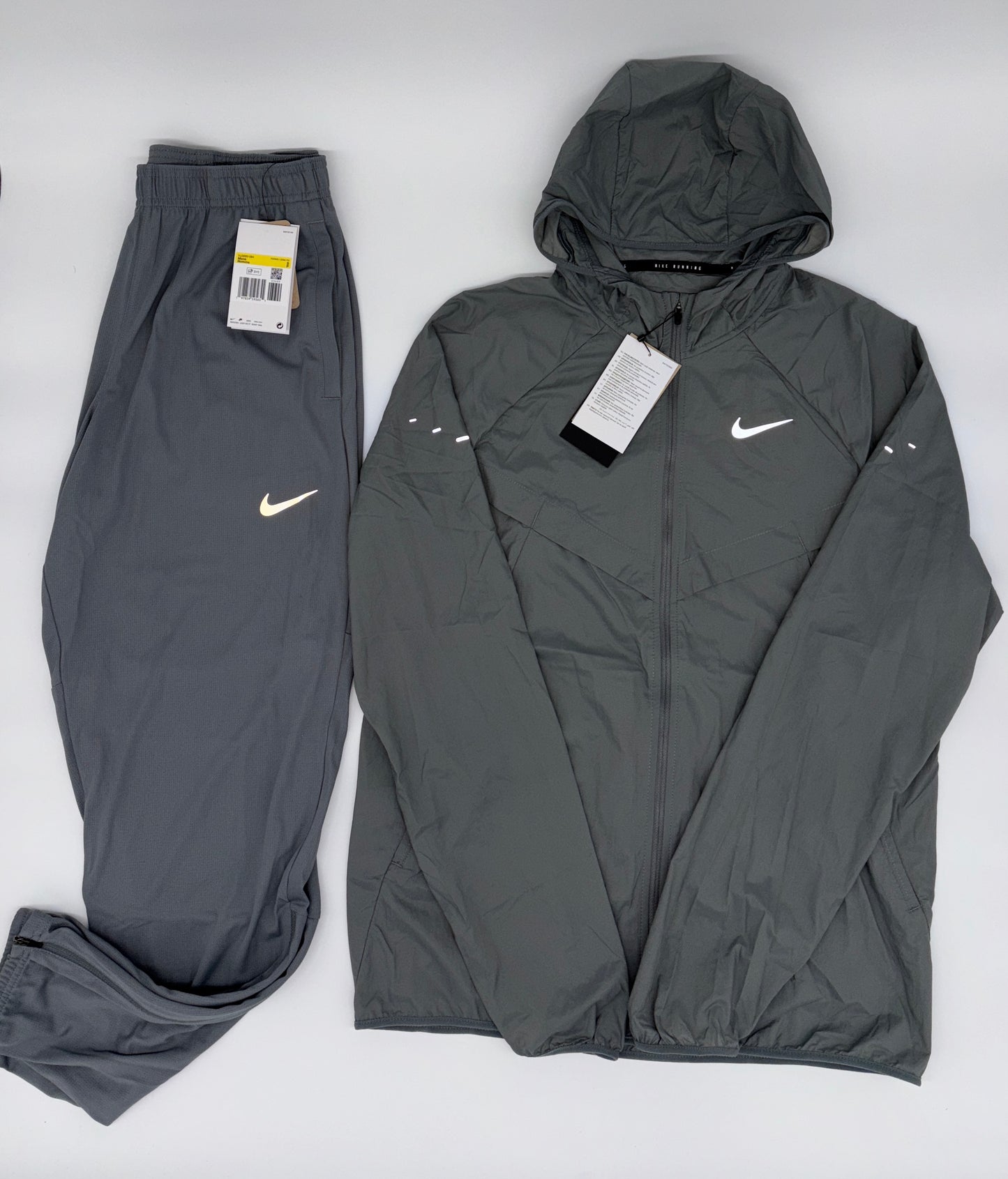 NIKE TRACKSUIT