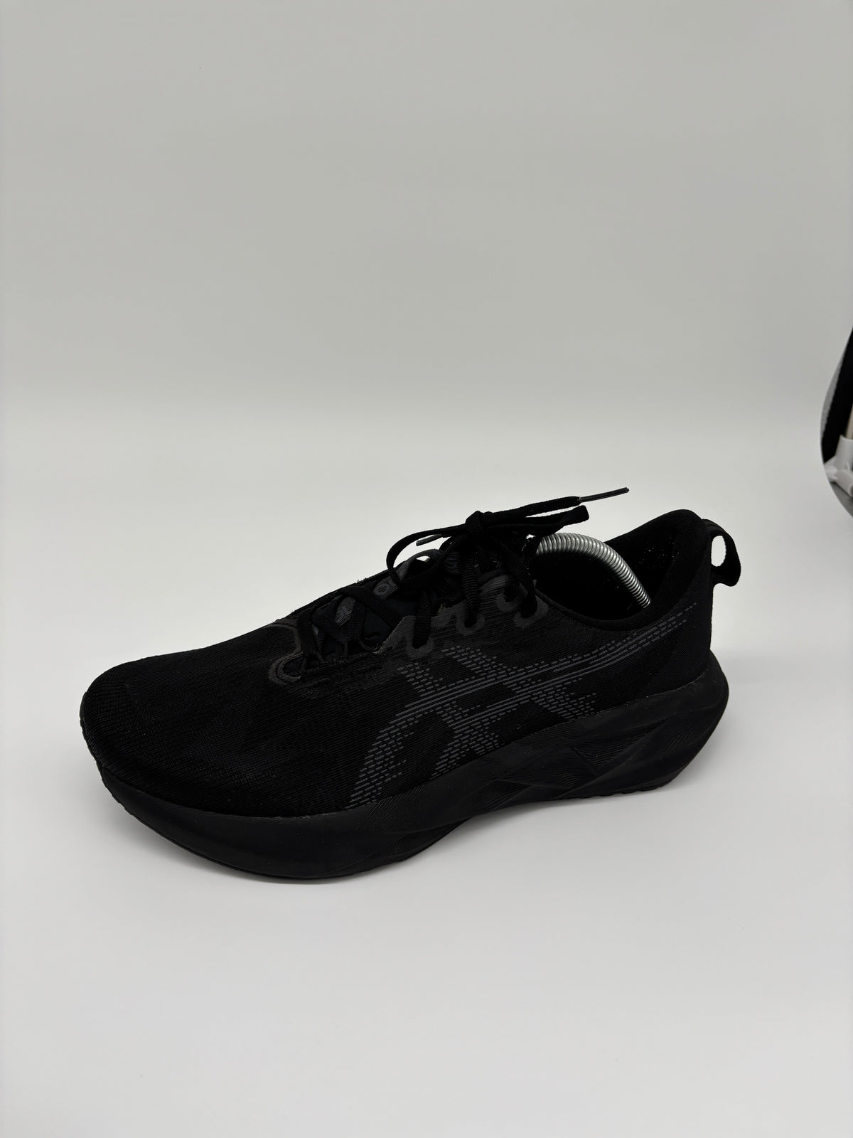 ASICS NOVABLAST TRAINERS