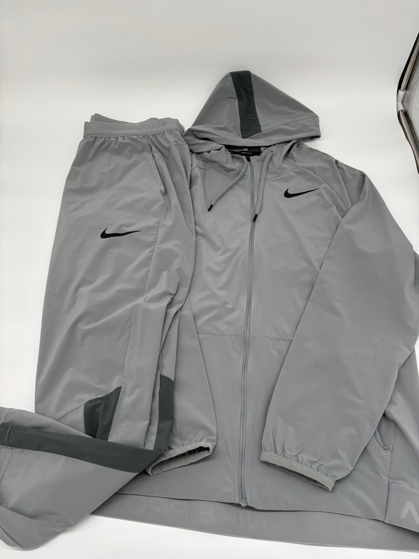 NIKE PRO TRACKSUIT