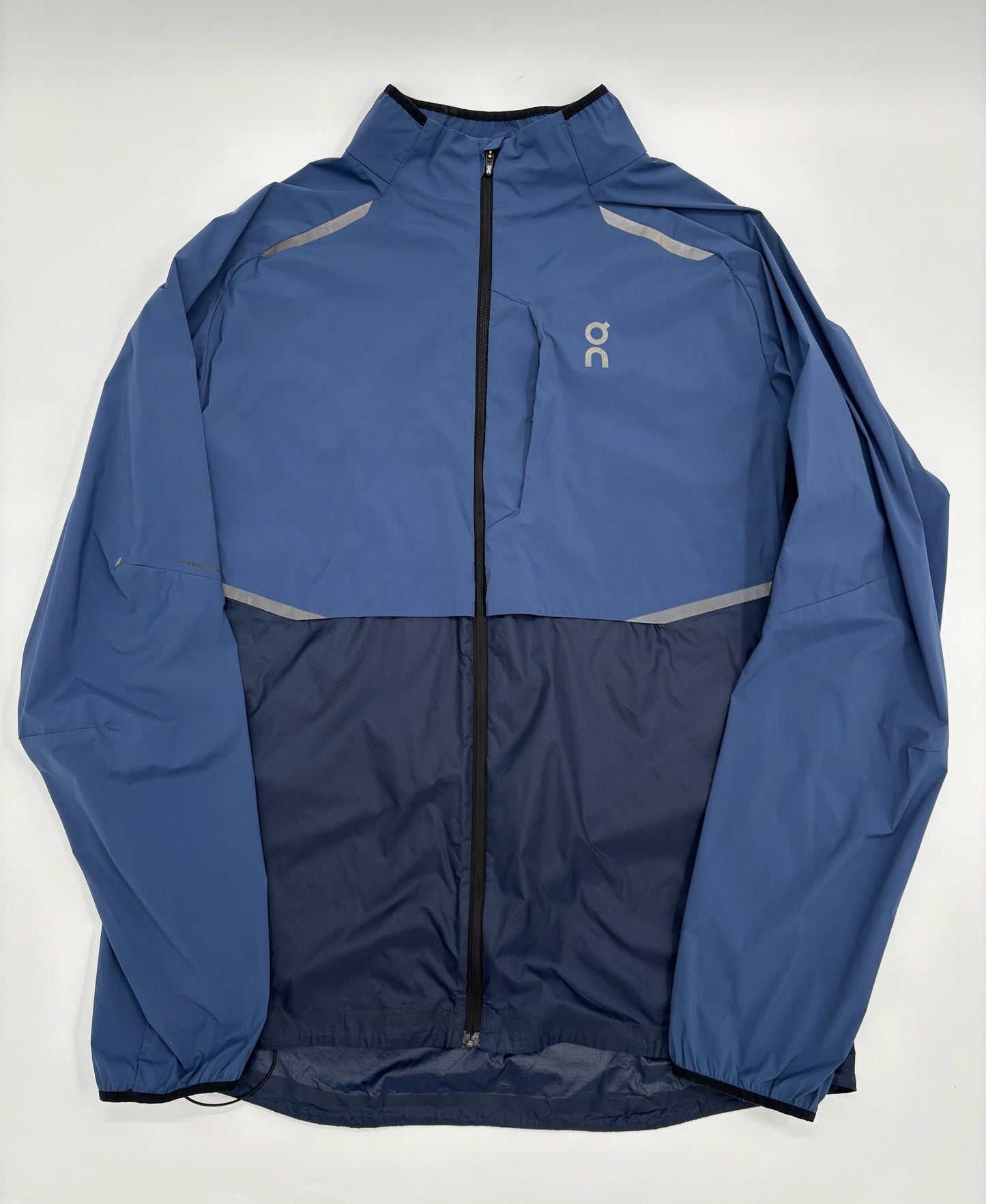 ON RUNNING JACKET
