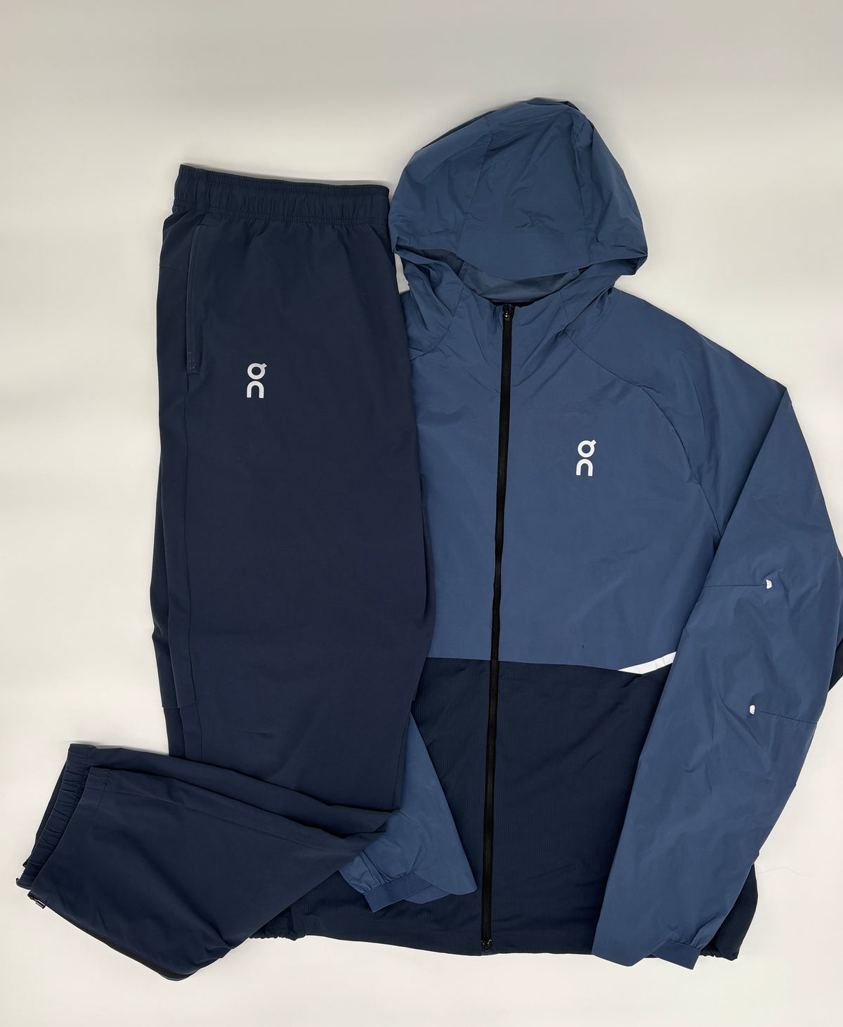 ON RUNNING TRACKSUIT
