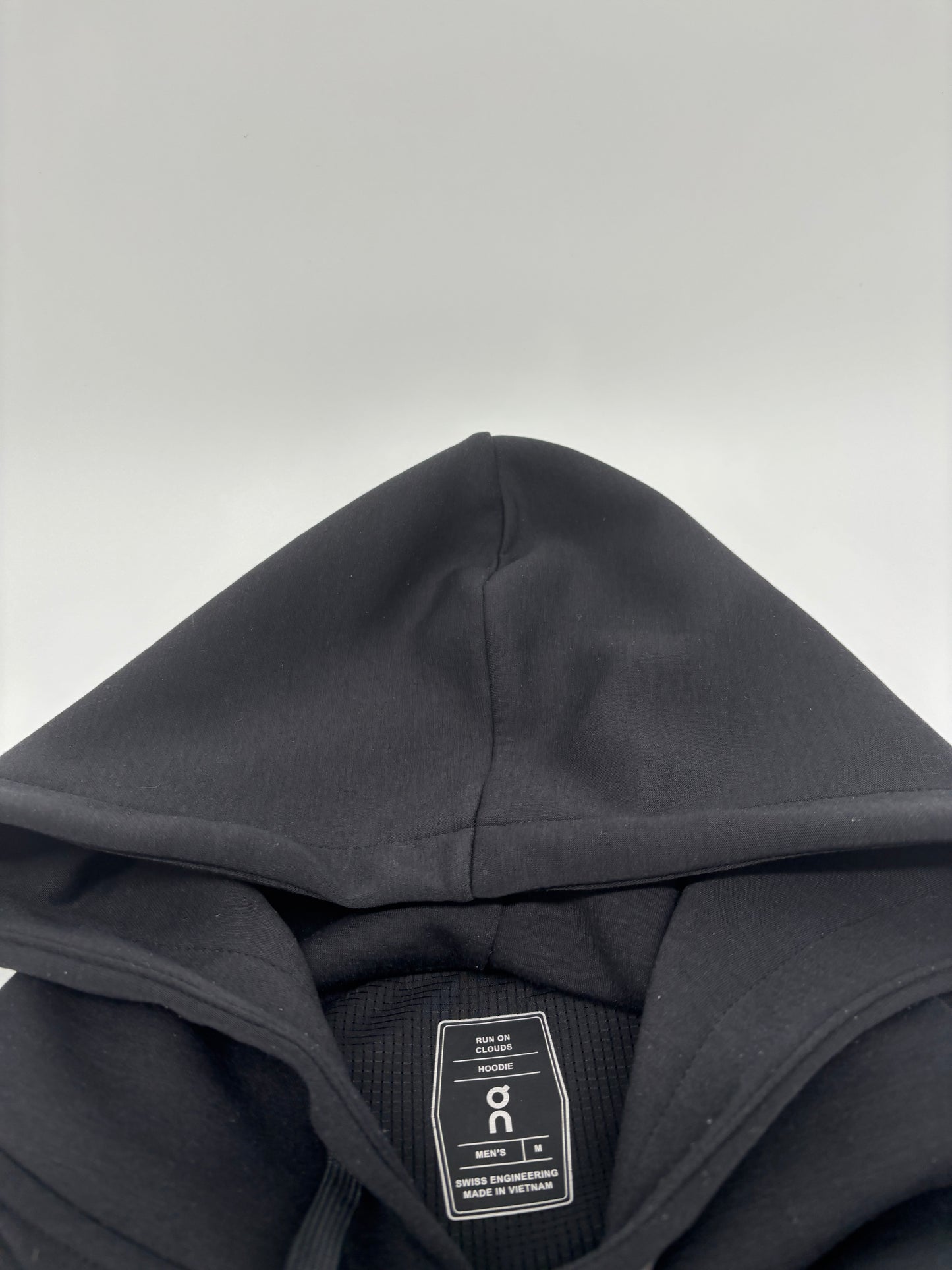 ON RUNNING HOODIE