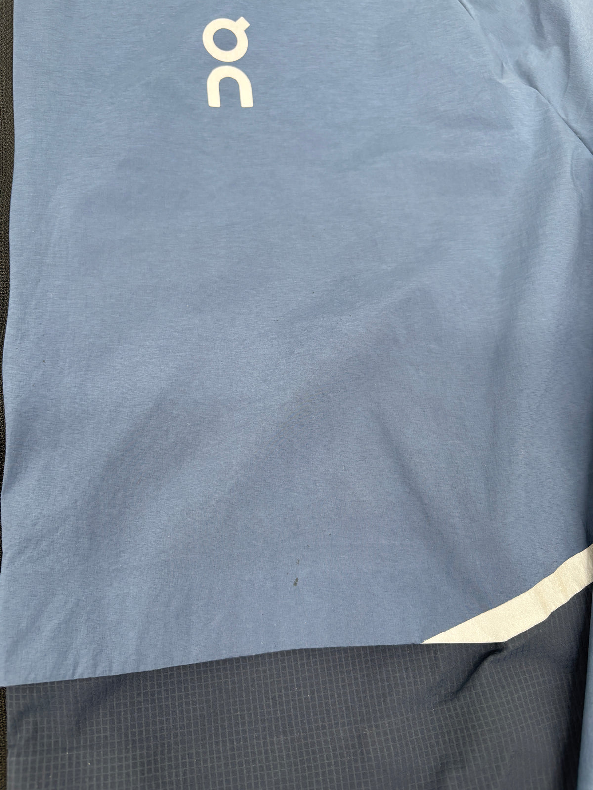 ON RUNNING TRACKSUIT