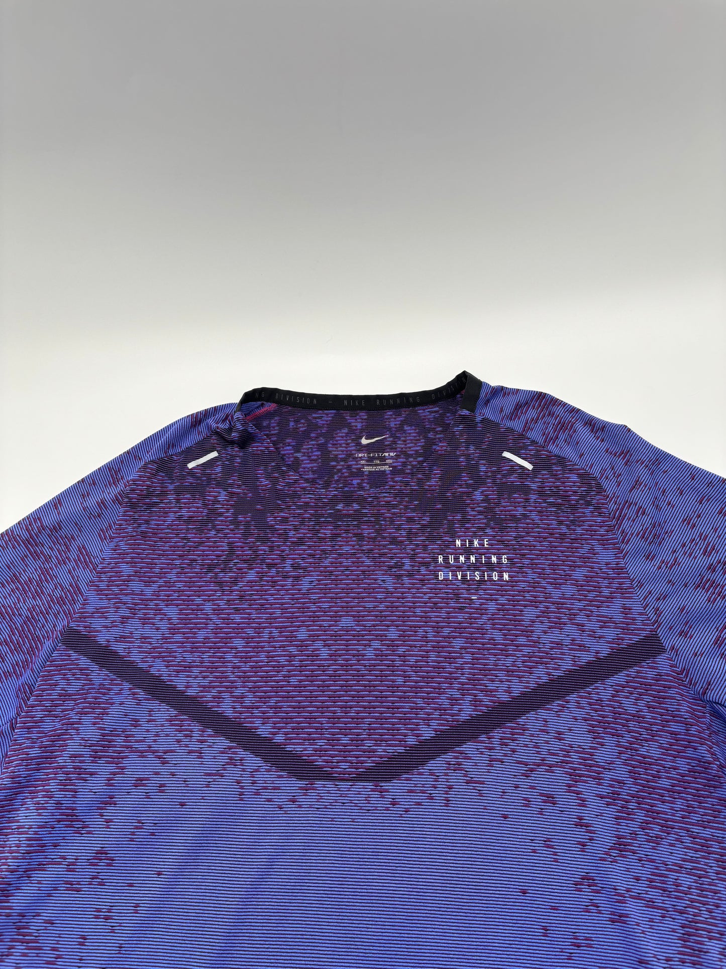 NIKE RUNNING DIVISION T-SHIRT