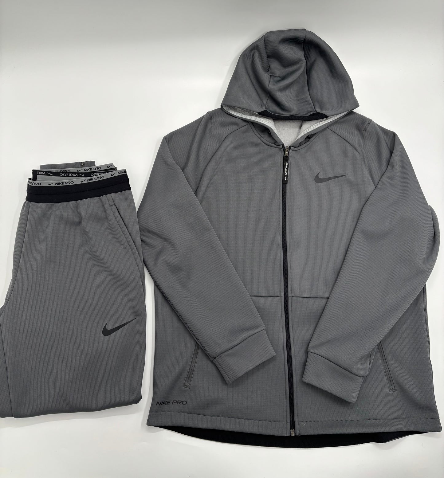 NIKE THERMA TRACKSUIT