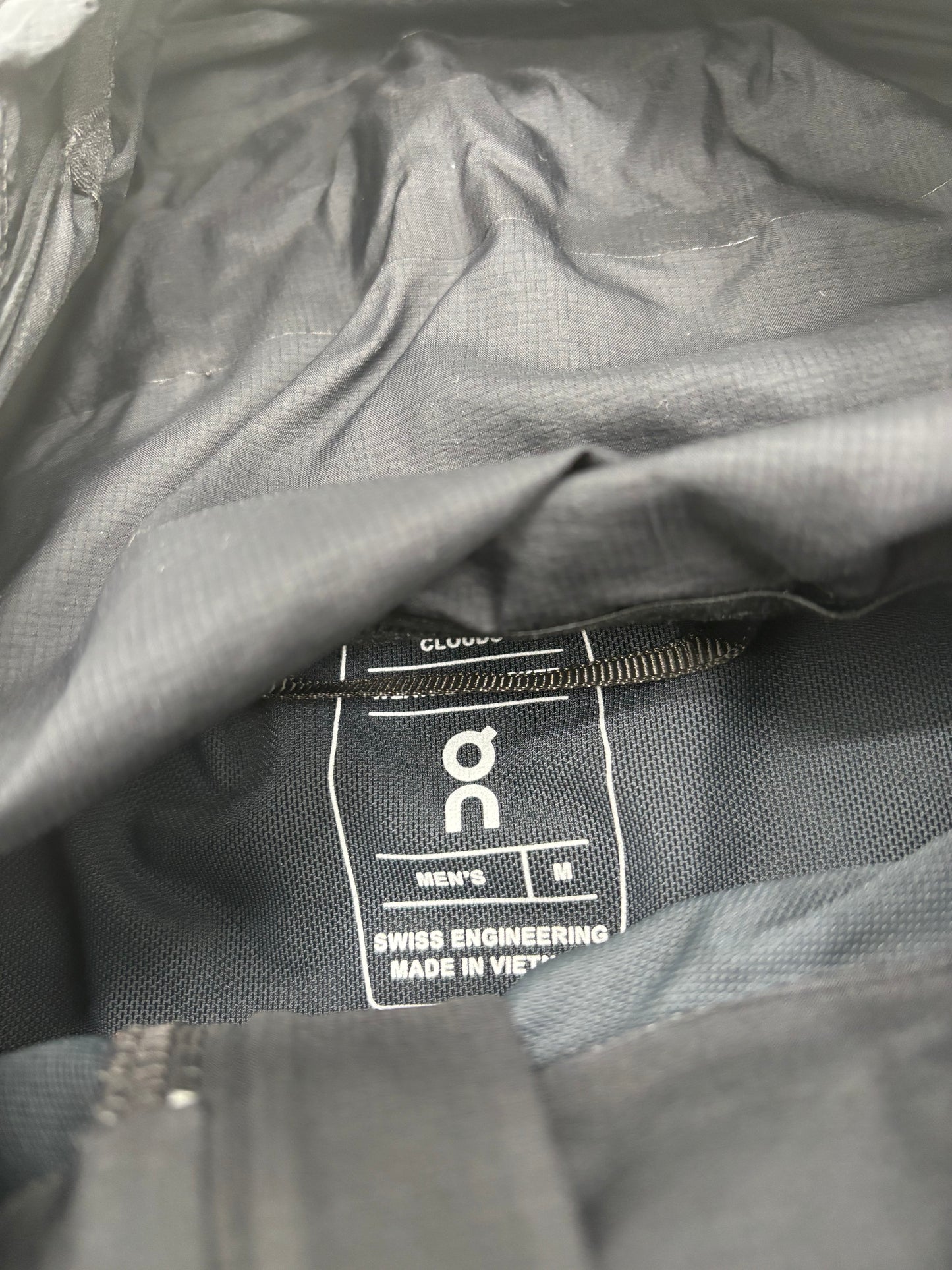 ON RUNNING WEATHER JACKET