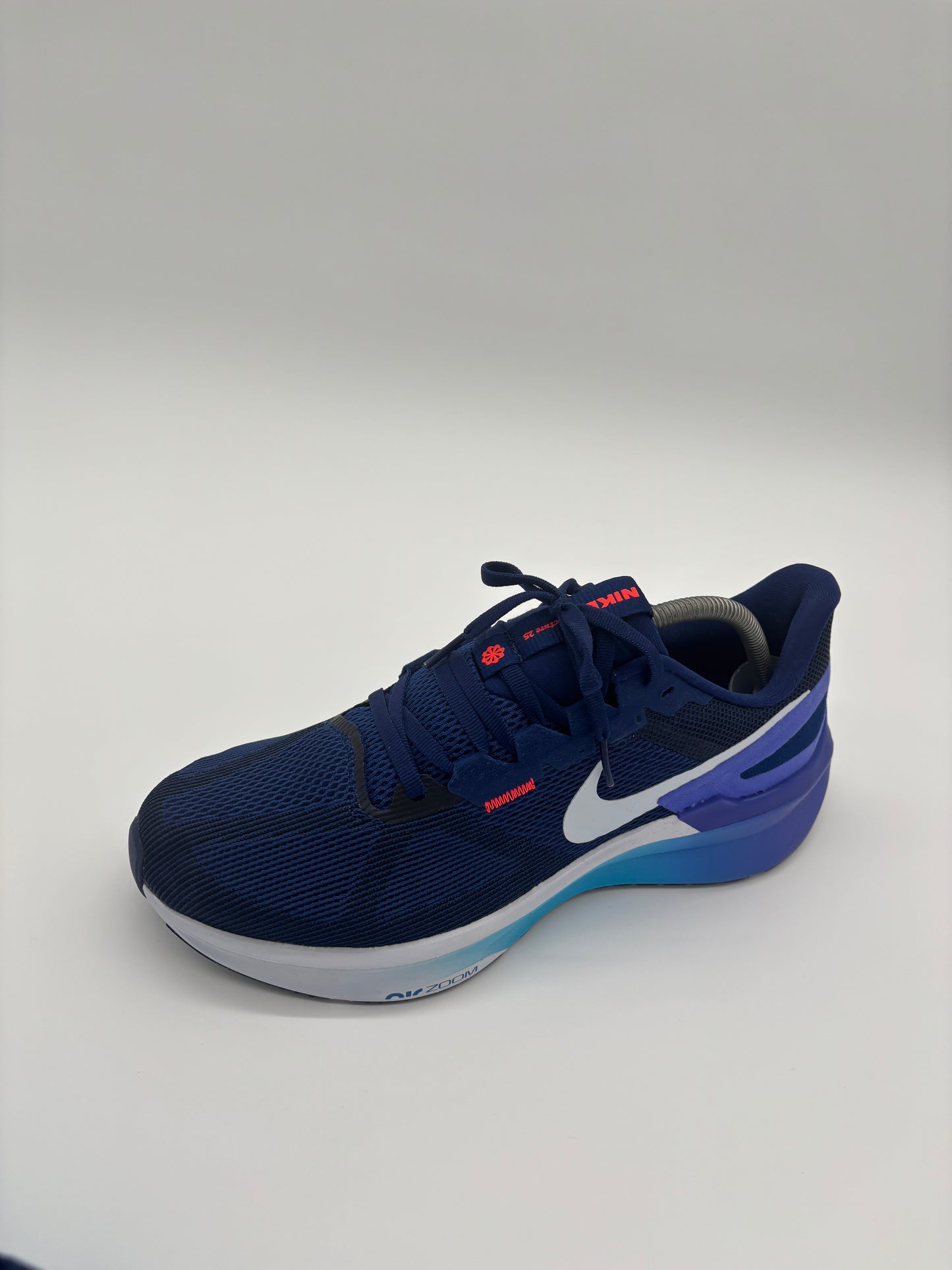 NIKE TRAINERS