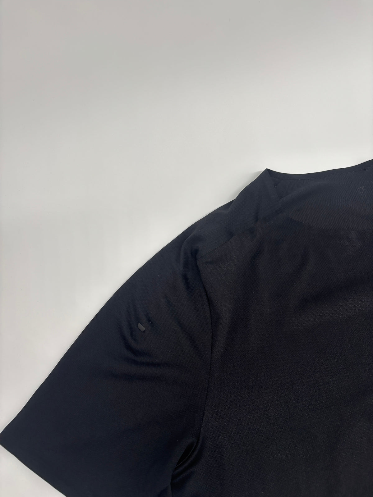ON RUNNING T-SHIRT