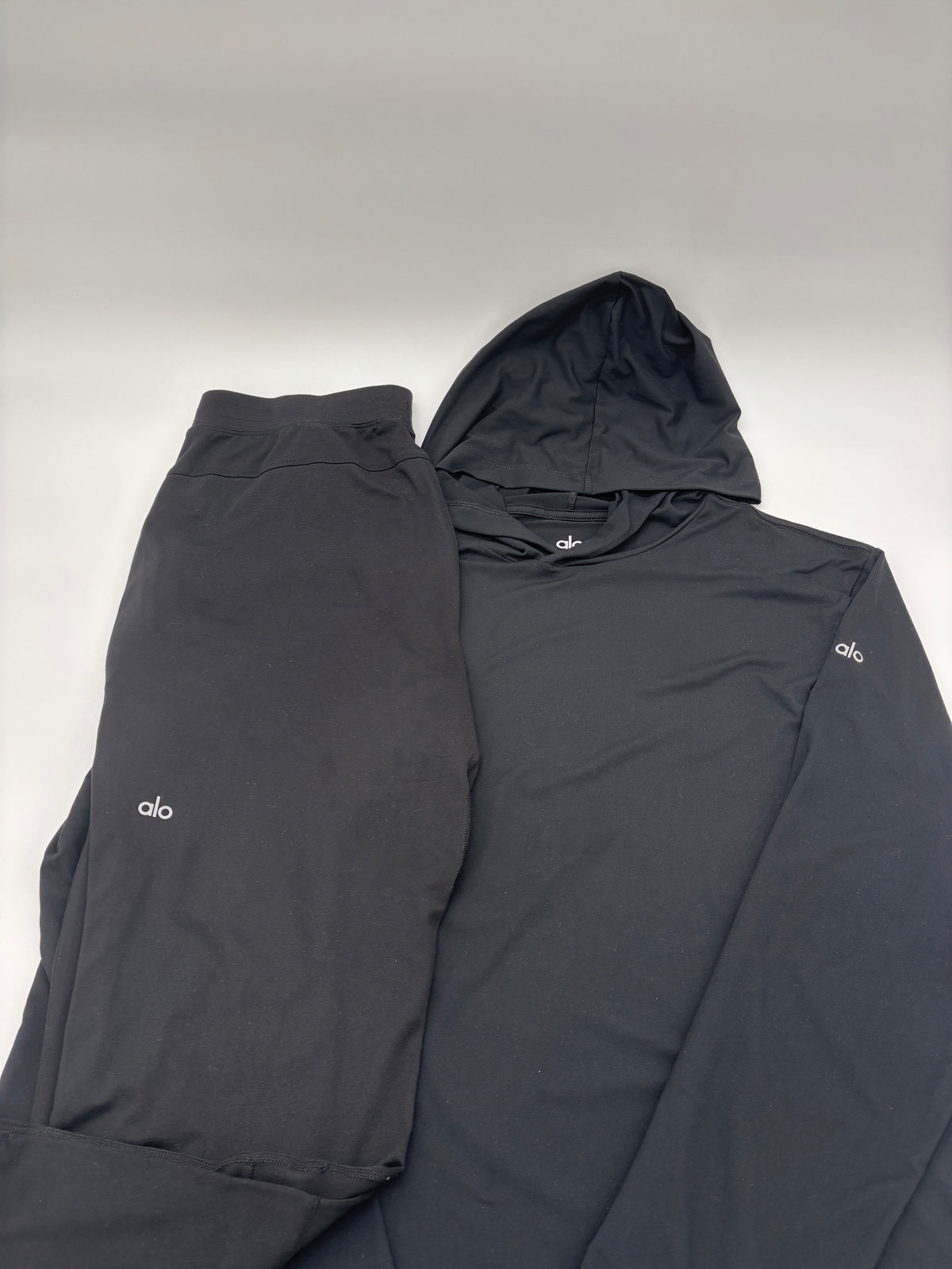 ALO TRACKSUIT