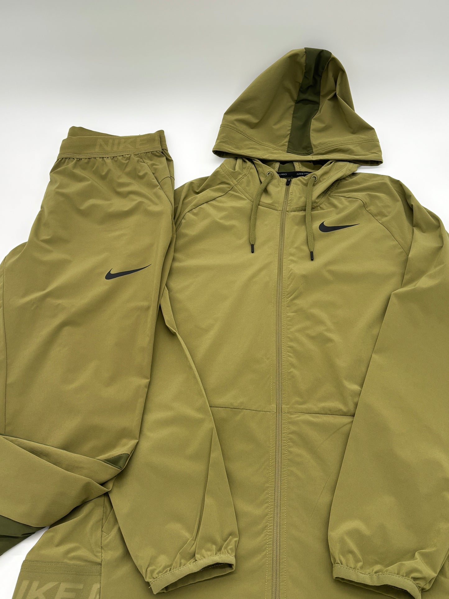 NIKE PRO TRACKSUIT