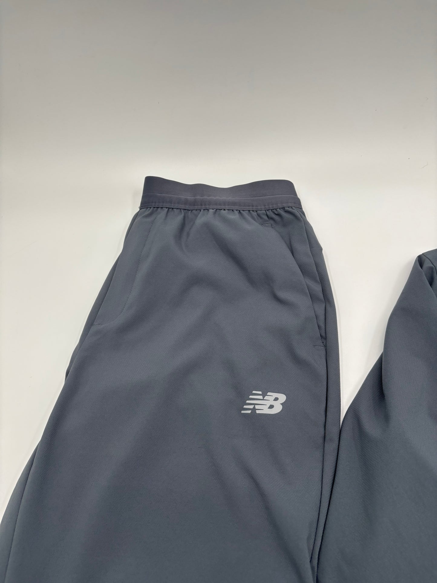 NEW BALANCE TRACKSUIT