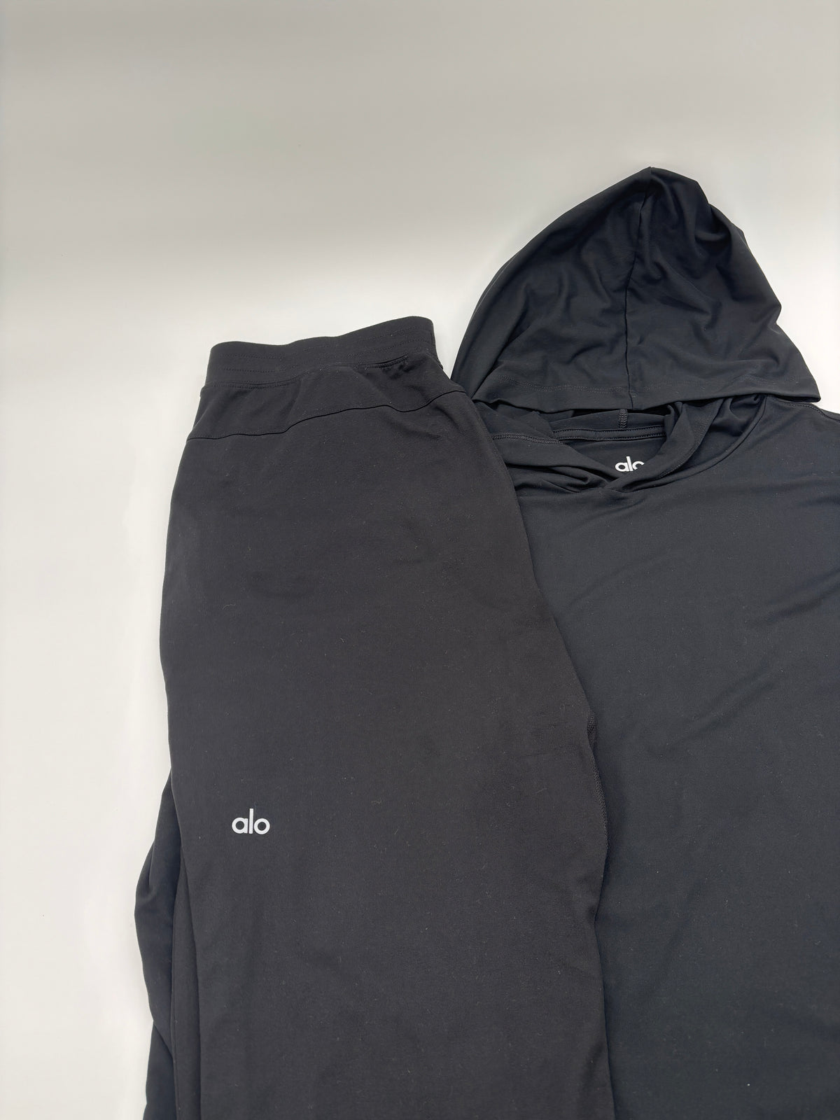 ALO TRACKSUIT