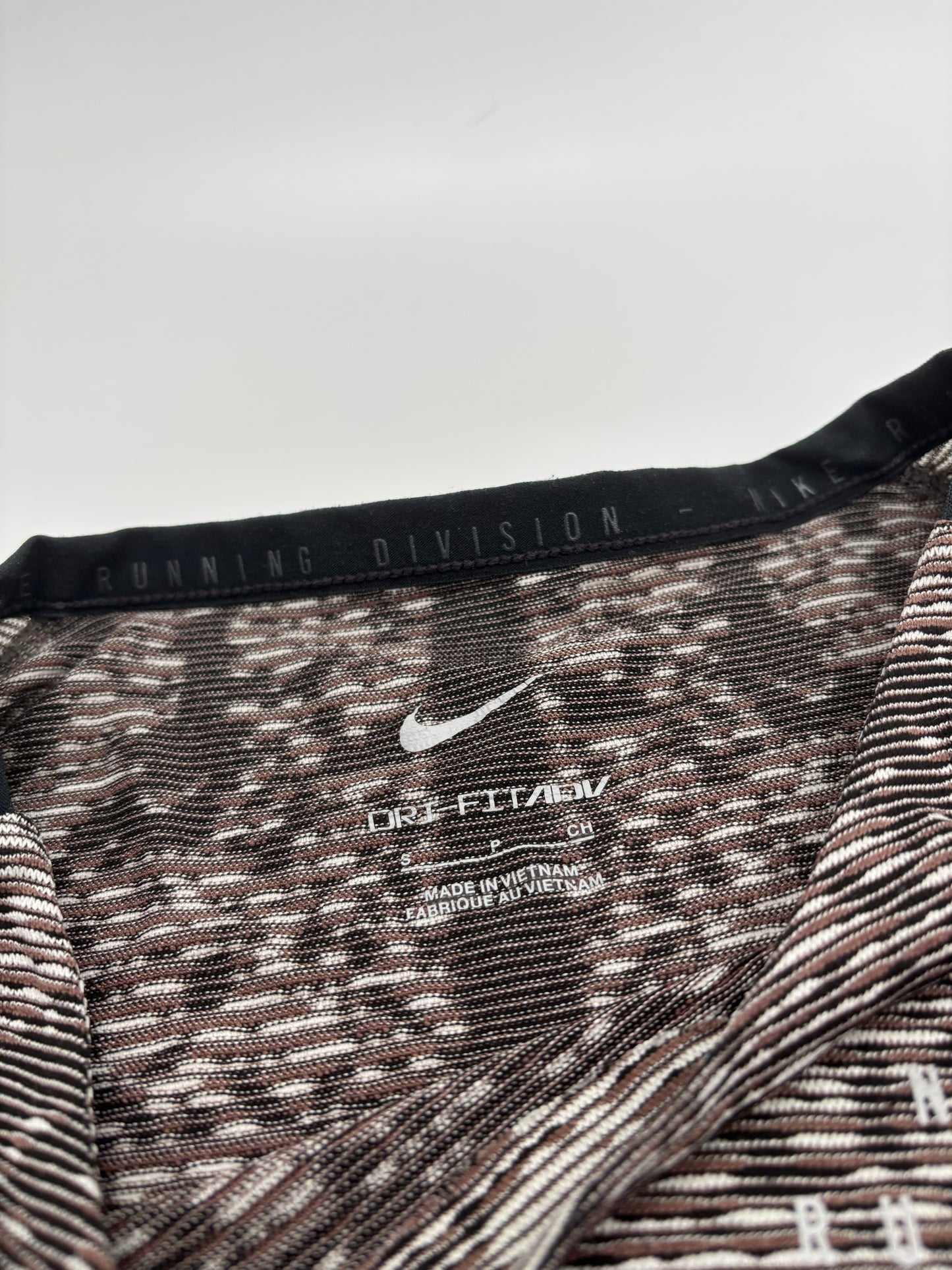 NIKE RUNNING DIVISION T-SHIRT