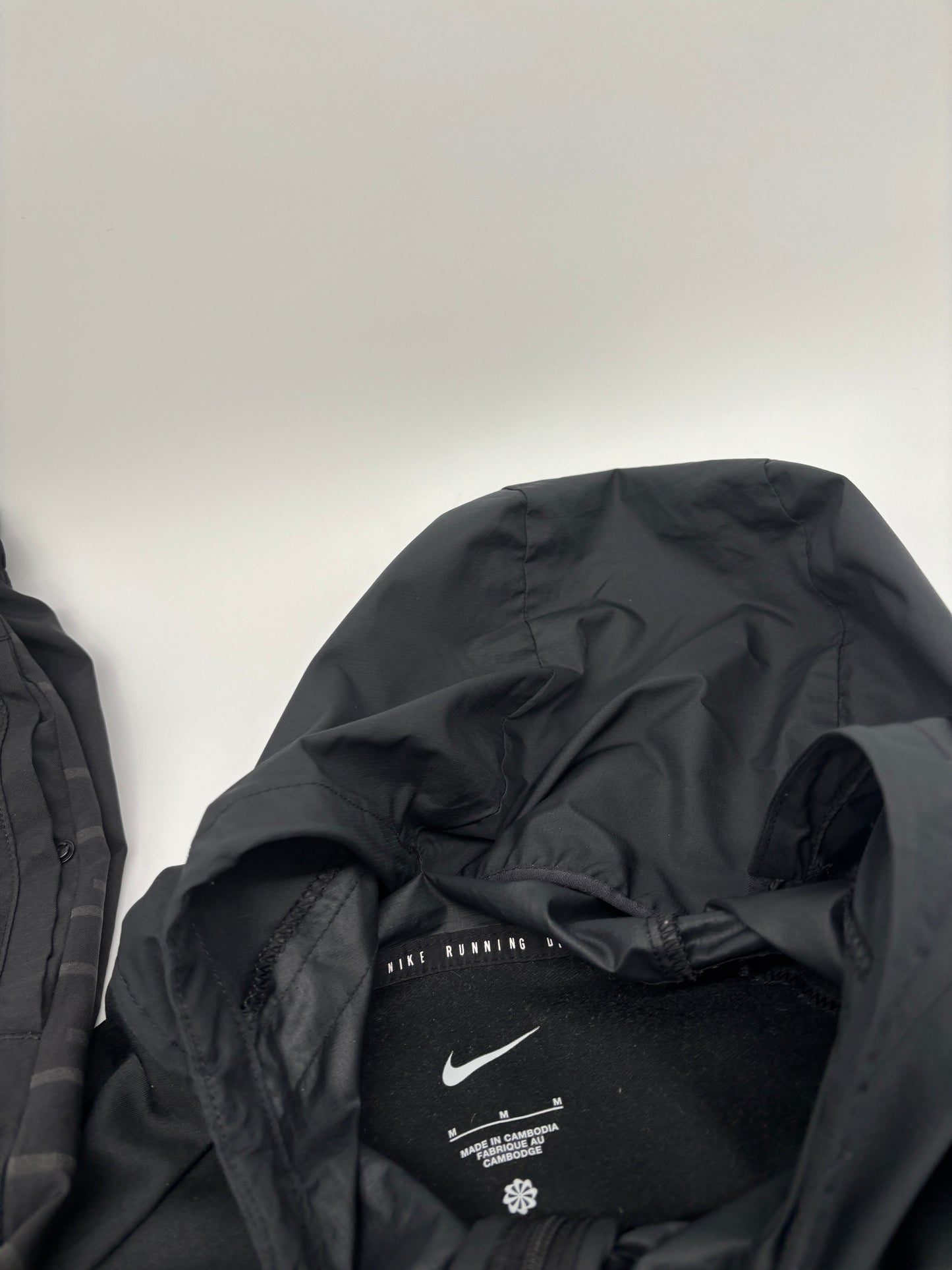 NIKE TRACKSUIT