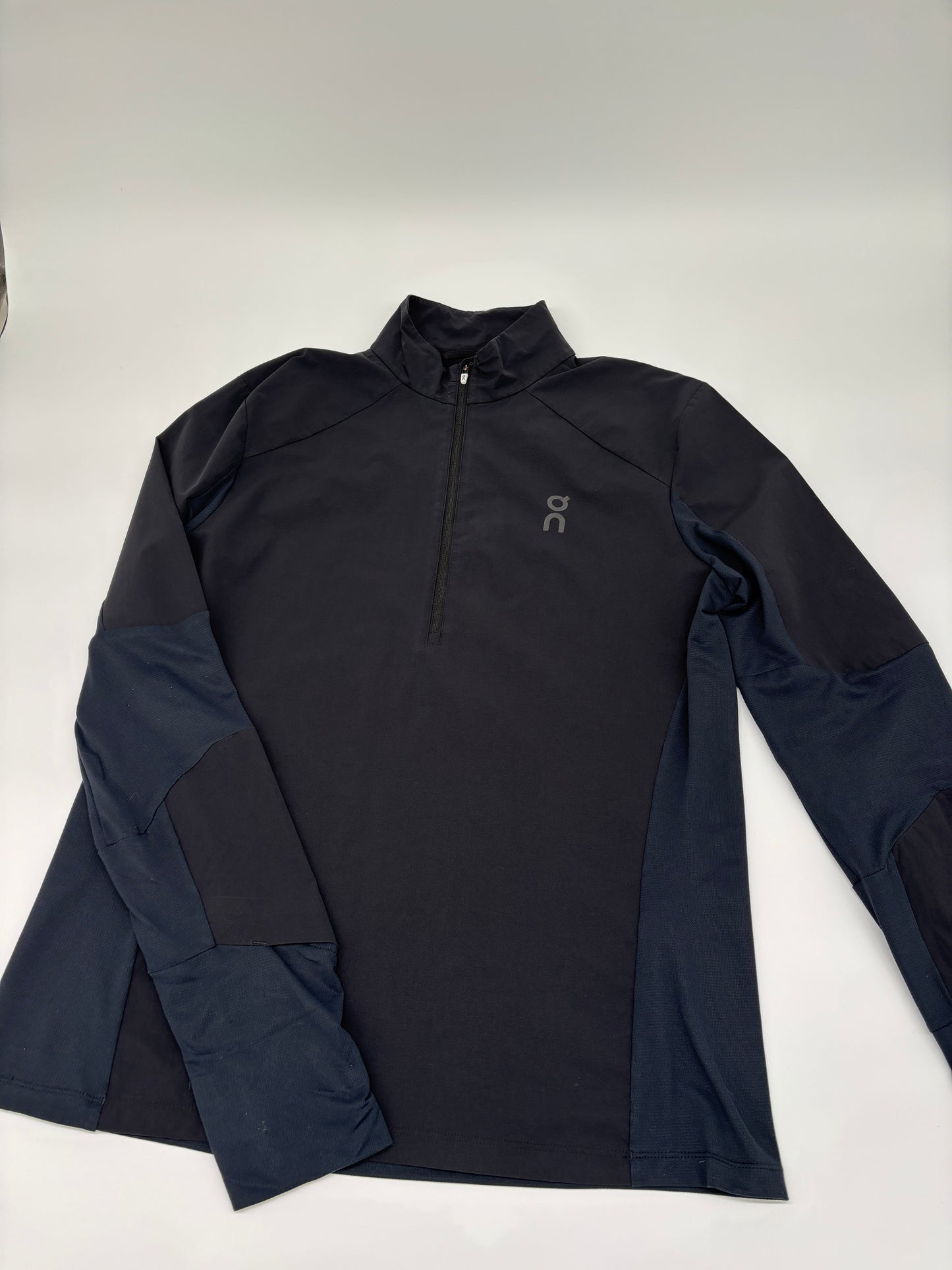 ON RUNNING HALF ZIP